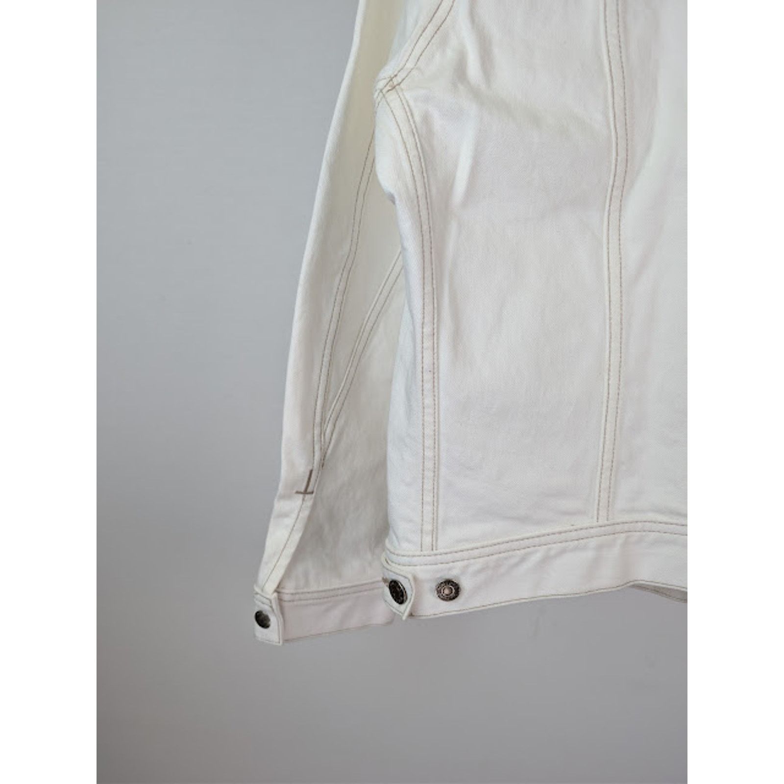 Tom Ford o1rshd1 Iconic Denim Jacket in Off-White Size US XXL / EU 58 / 5 - 15 Thumbnail