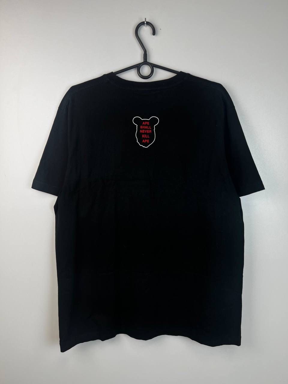 Other A Bathing Ape Milo Shark streetwear t-shirts size XL Size US XL / EU 56 / 4 - 8 Thumbnail
