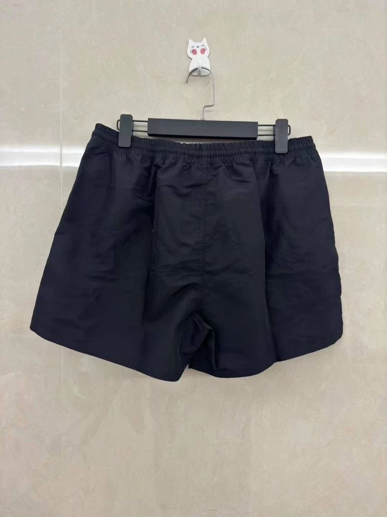 Balenciaga Balenciaga size M Embroidered shorts Size US 27 - 2 Thumbnail