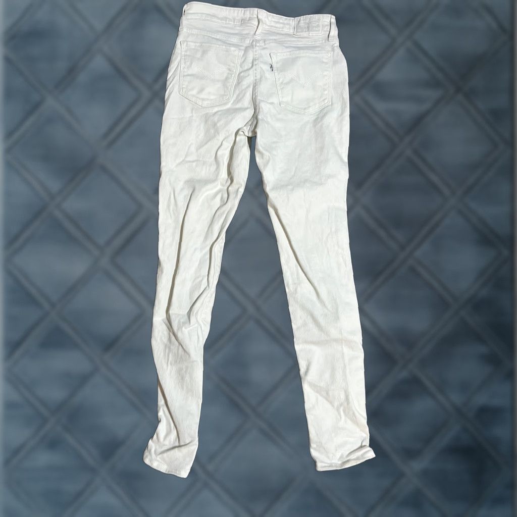 Levi's Levi's 711 Skinny Womens Jeans White 26x30 Size 26" / US 2 / IT 38 - 1 Thumbnail