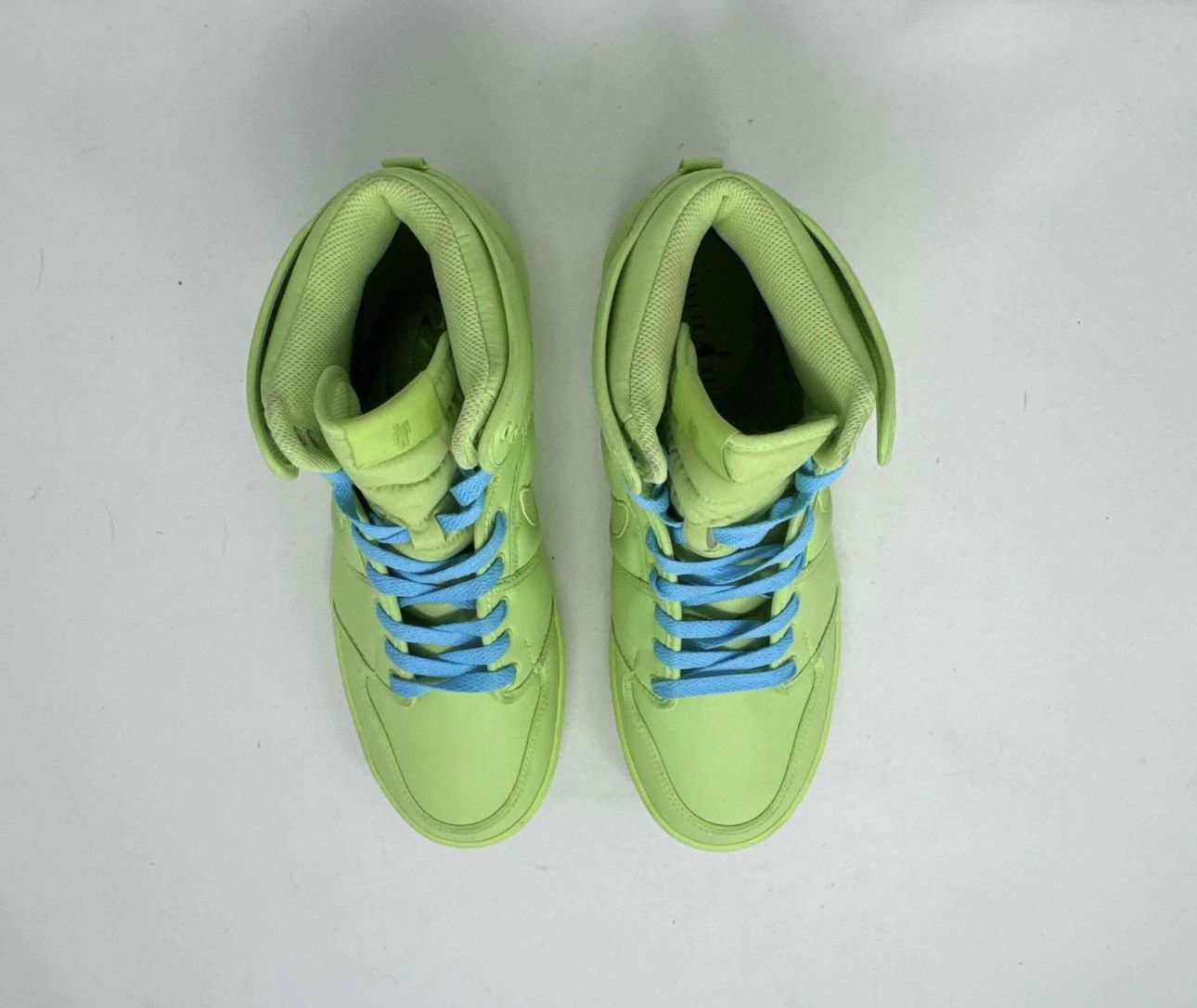Jordan Brand Billie Eilish x Women’s Air Jordan 1 KO ‘Volt’ - Men’s 10.5 Size US 10.5 / EU 43-44 - 3 Thumbnail