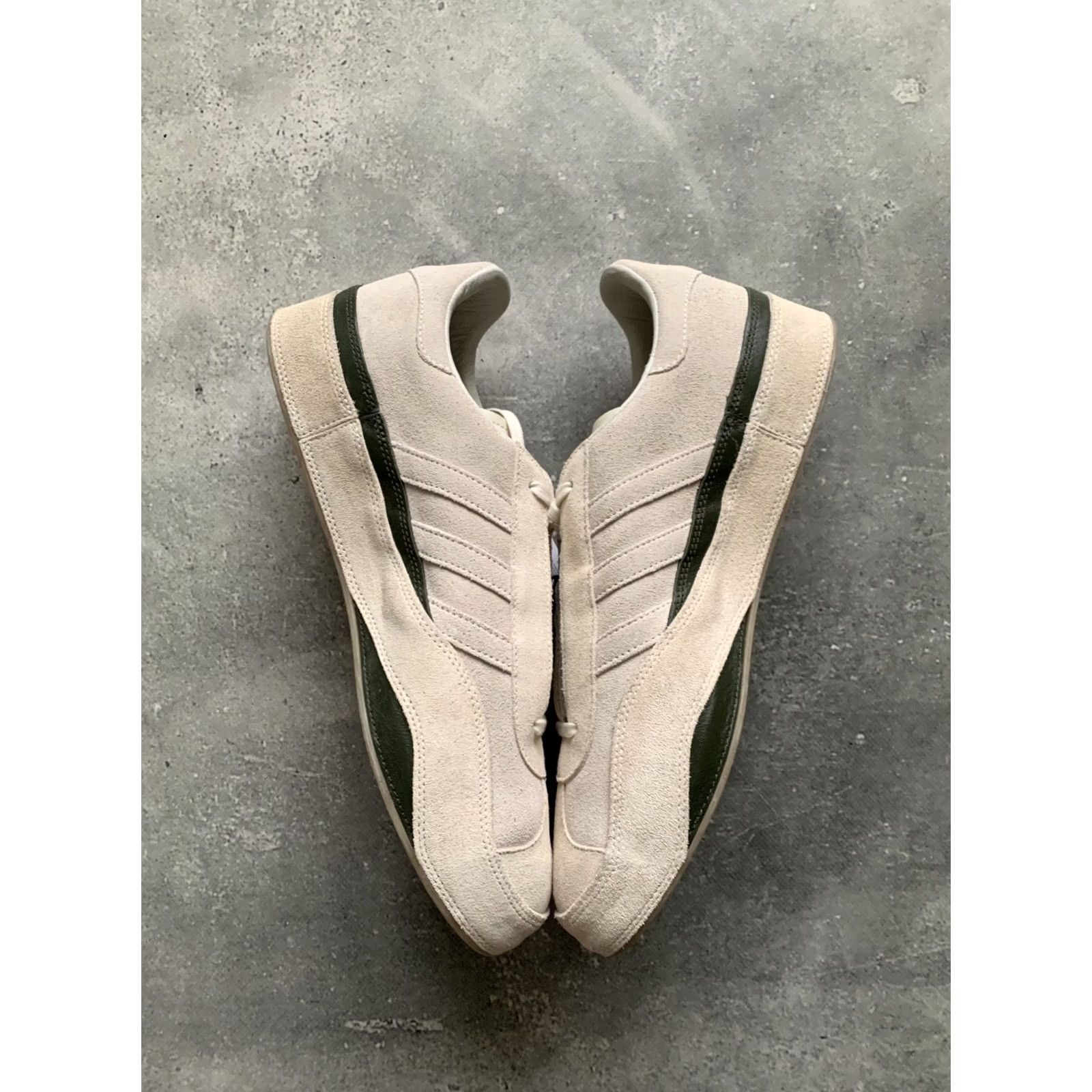Y-3 Y-3 Gazelle Sneakers Beige Women US 6, UK 4.5, EU 37 1/3 — Suede, Low Top, Athletic, Sneaker, Size 230 mm, Release Year 2024, VINTAGE No Size US 5 / IT 35 - 4 Thumbnail