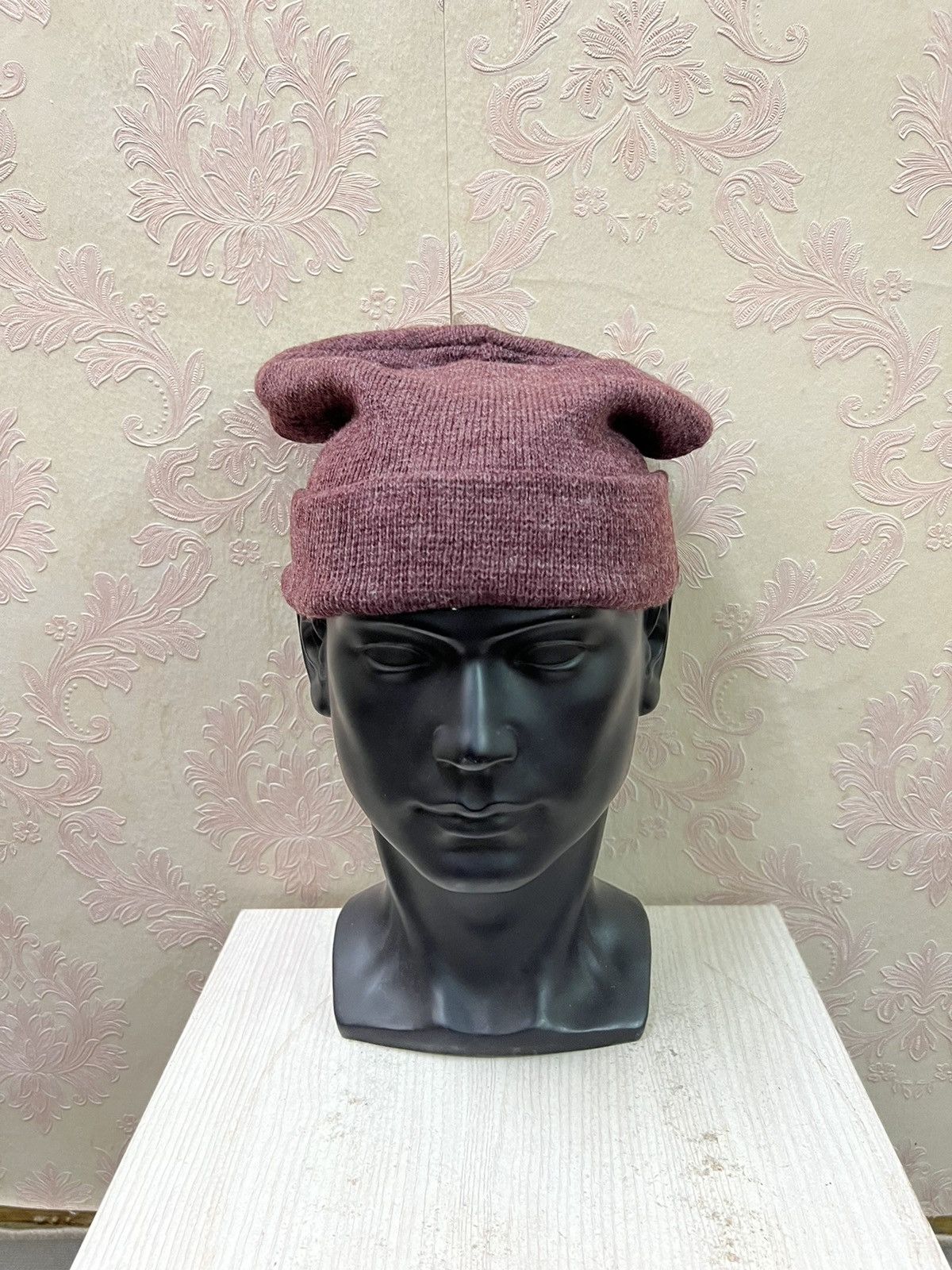 Old Navy Old Navy Plain Beanie Hats Size ONE SIZE - 2 Thumbnail