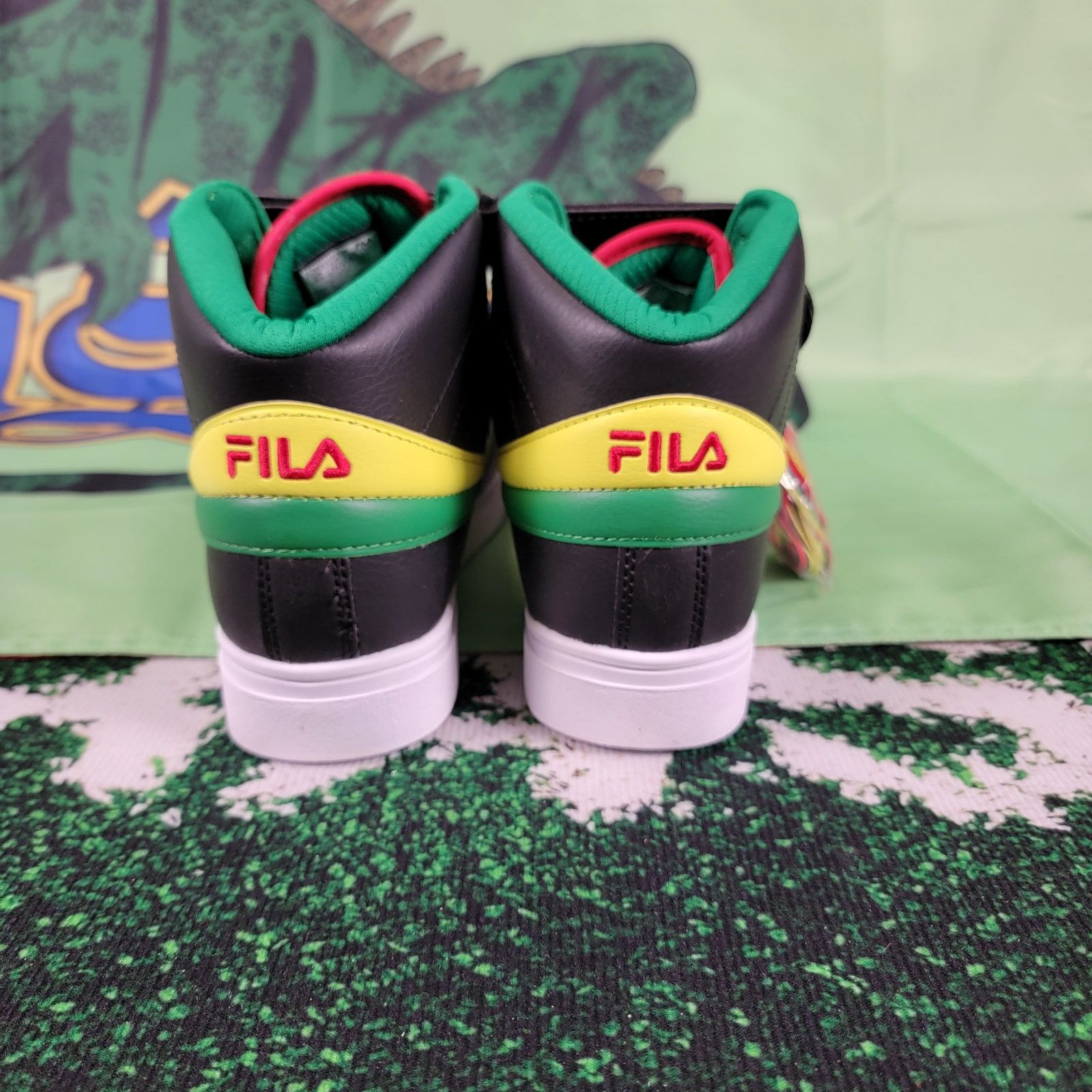Fila FILA Vulc 13 Black/Green/Yellow/Red Mens Sz 9.5 Size US 9.5 / EU 42-43 - 3 Thumbnail