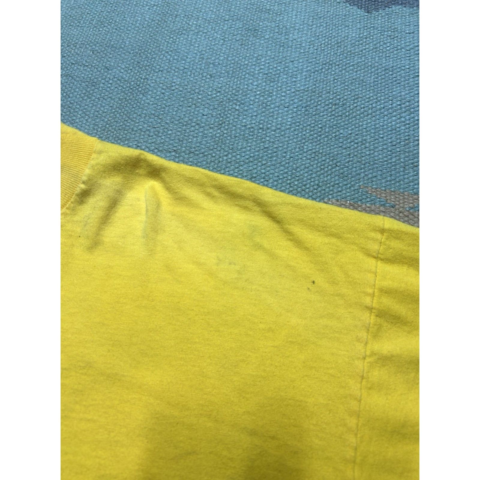 Hot Topic VINTAGE Hot Topic T-Shirt Funny Yellow XL Men Pull My Finger Graphic Graphic T Shirt 90s Funny Joke Size US XL / EU 56 / 4 - 6 Thumbnail