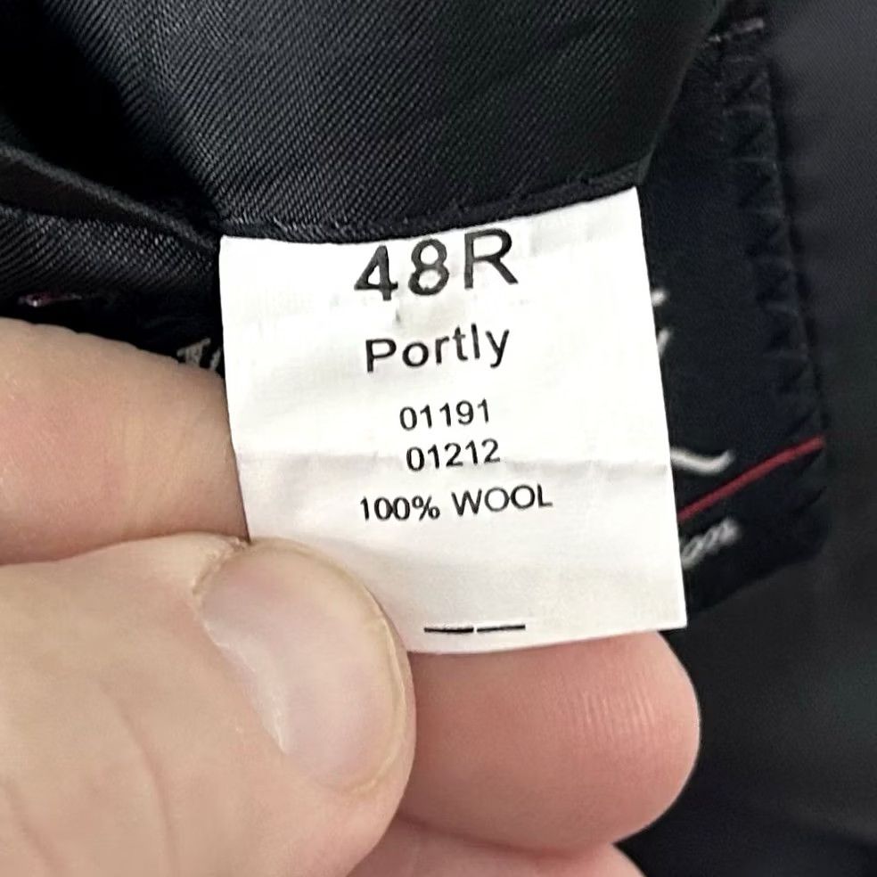 Jos. A. Bank Jos A Bank 48R Portly Wool Gray Herringbone Two-Button Vented Sport Coat Jacket / Coat Mens Regular Size 48 Size US XS / EU 42 / 0 - 4 Thumbnail