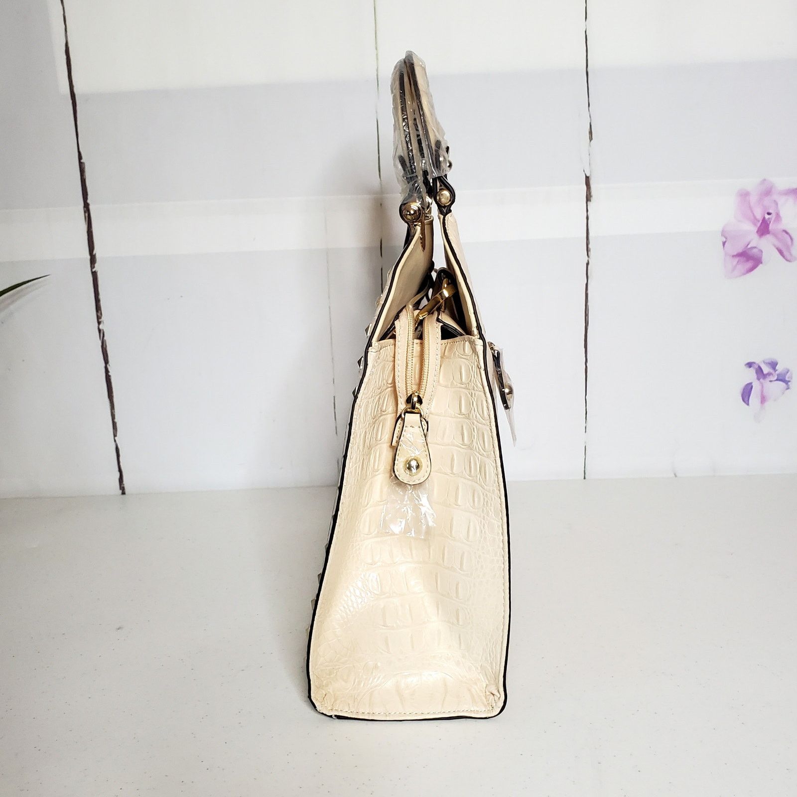 Designer Isabelle Patent Vegan Leather Faux Croc Dome Satchel Size ONE SIZE - 3 Thumbnail