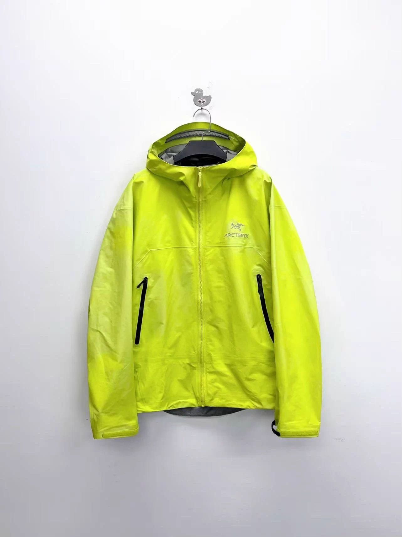 Arc'teryx Arc'teryx Beta Jacket GORE-TEX XL Vibrant Green Size US XL / EU 56 / 4 - 1 Thumbnail