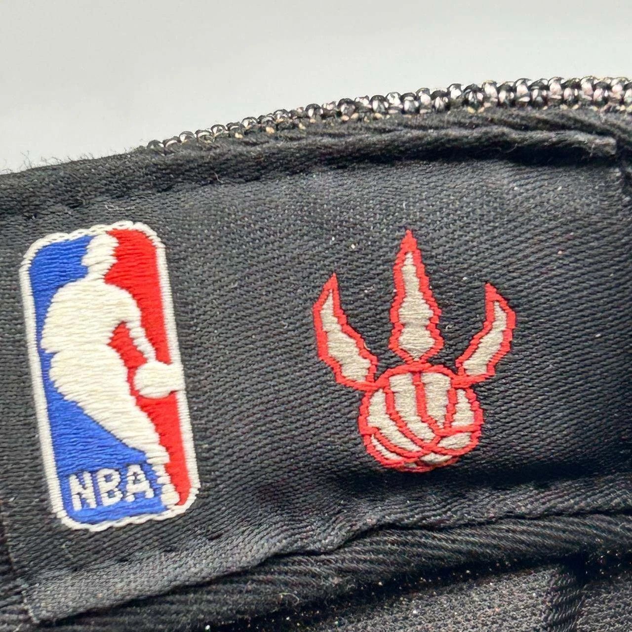 Mitchell & Ness Toronto Raptors Hat Men Embroidered NBA Snap Back Cap Size ONE SIZE - 5 Thumbnail