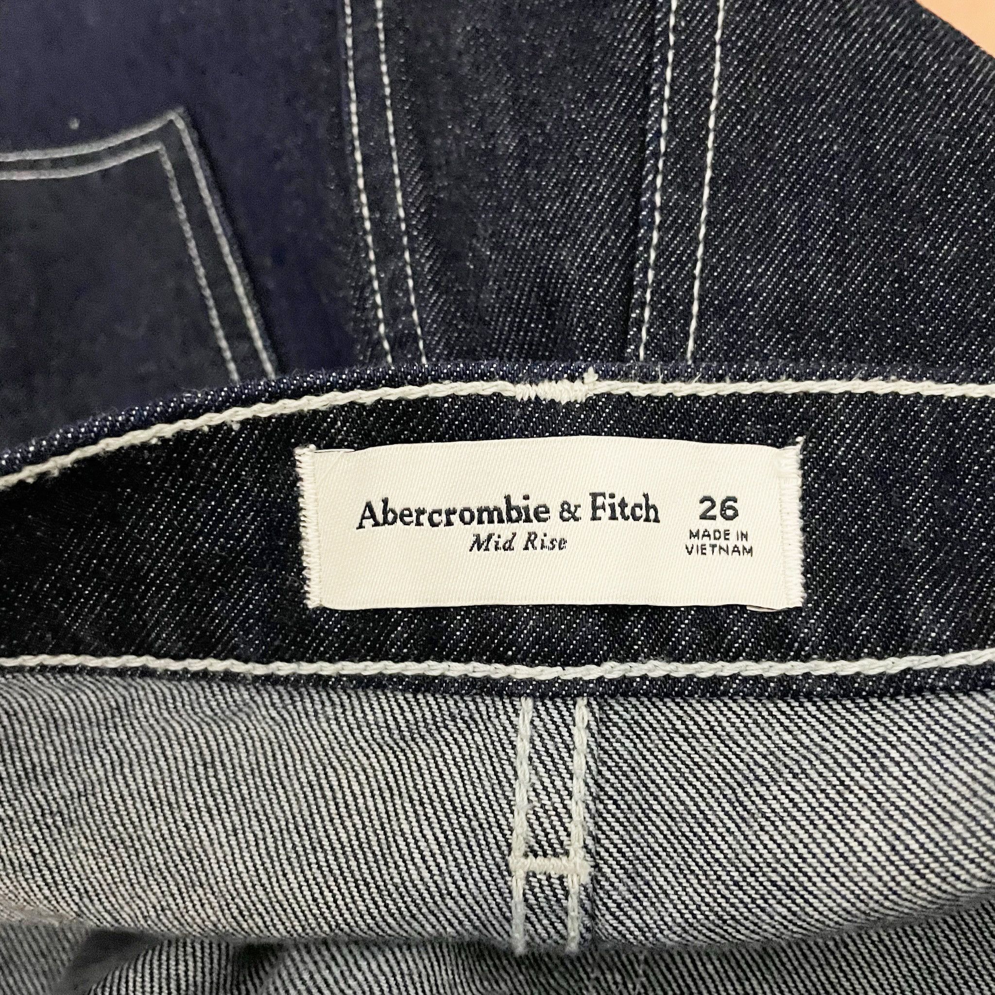 Abercrombie & Fitch Abercrombie & Fitch Cotton Denim Foldover Size 26" / US 2 / IT 38 - 2 Thumbnail