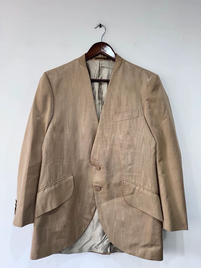 Gucci Gucci Camel-colored suit 2502-Nextarrow Size 46R - 1 Thumbnail