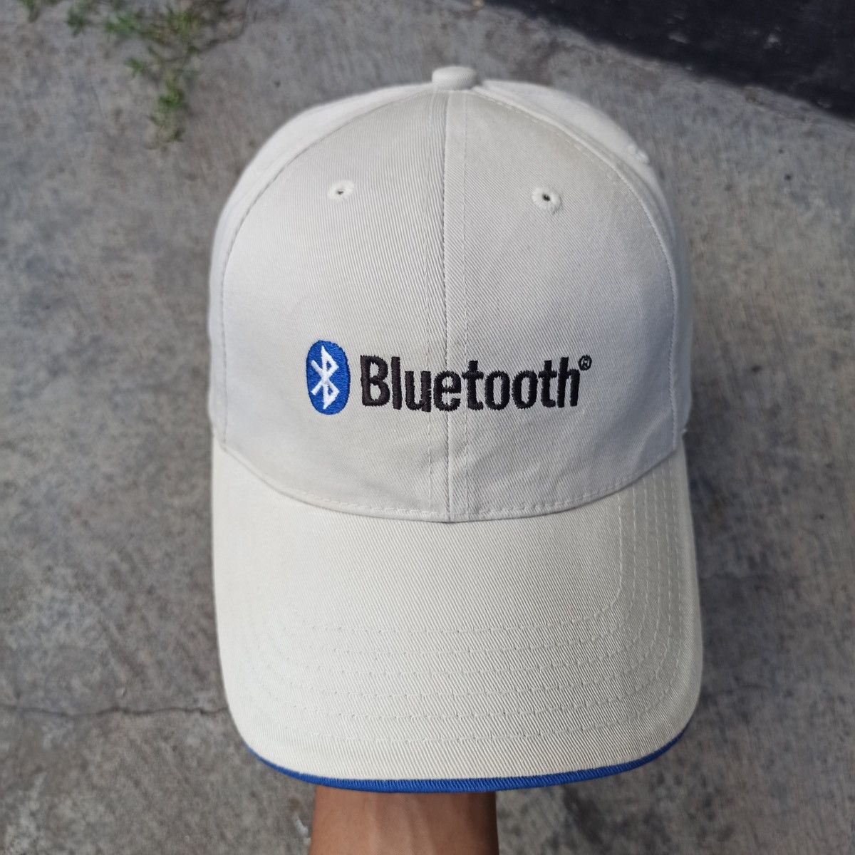 Arts & Science Archival.. 10 year bluetooth celebration hat Size ONE SIZE - 2 Thumbnail