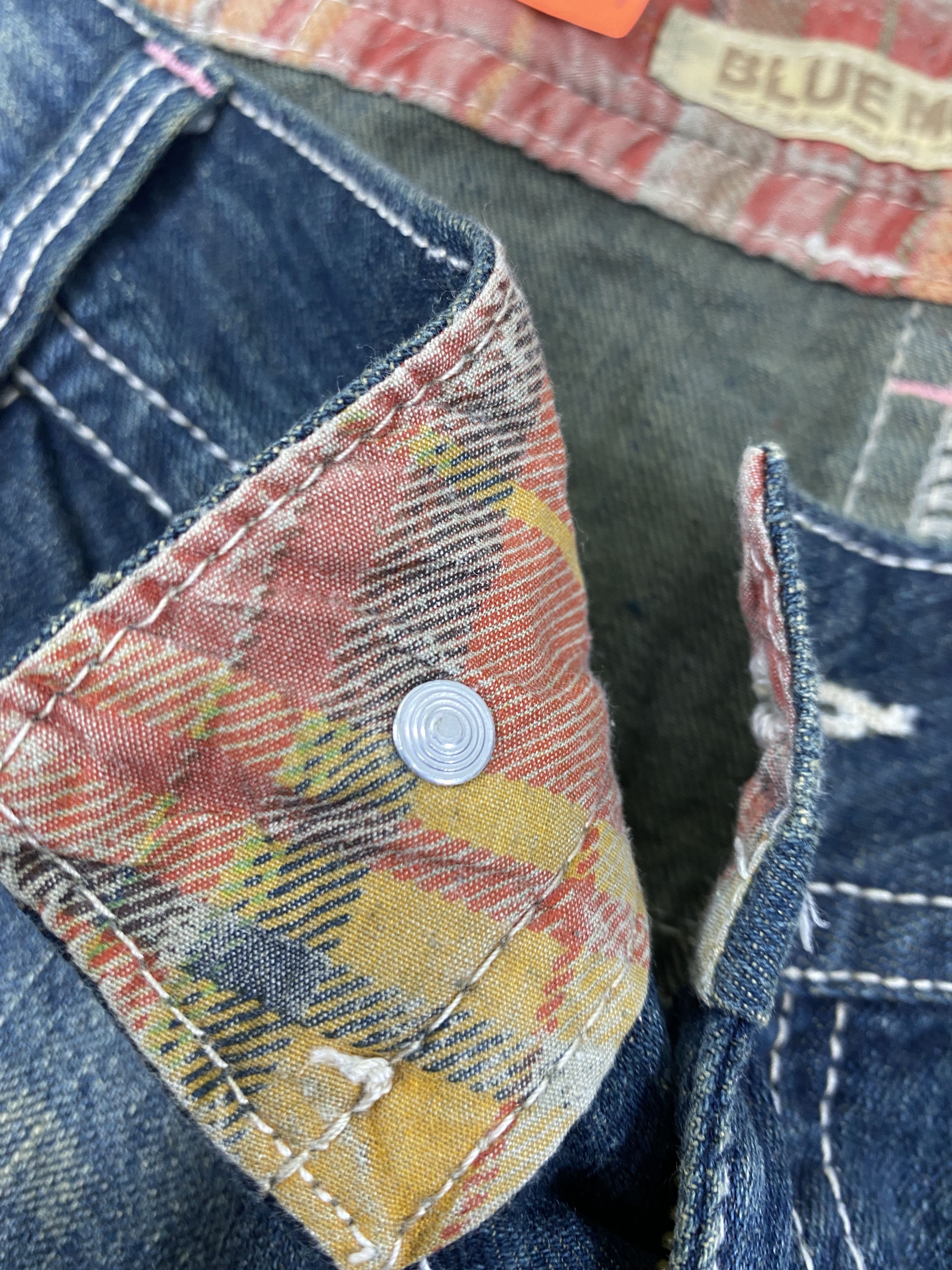 Japanese Brand Vintage Blue Moon Blue Custom patches Jeans 35x30.5- JN3934 Size US 35 - 7 Thumbnail