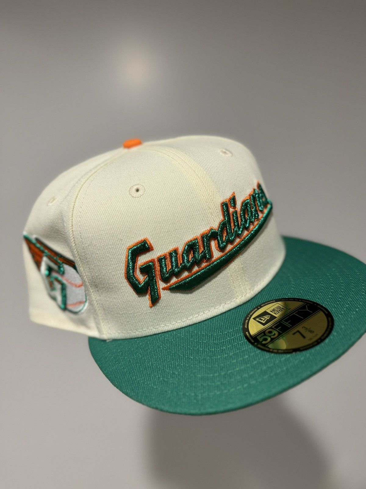 Hat Club × MLB × New Era Hatclub Exclusive Hat Dreams Cleveland Guardians Indians 3/8 Size ONE SIZE - 1 Thumbnail