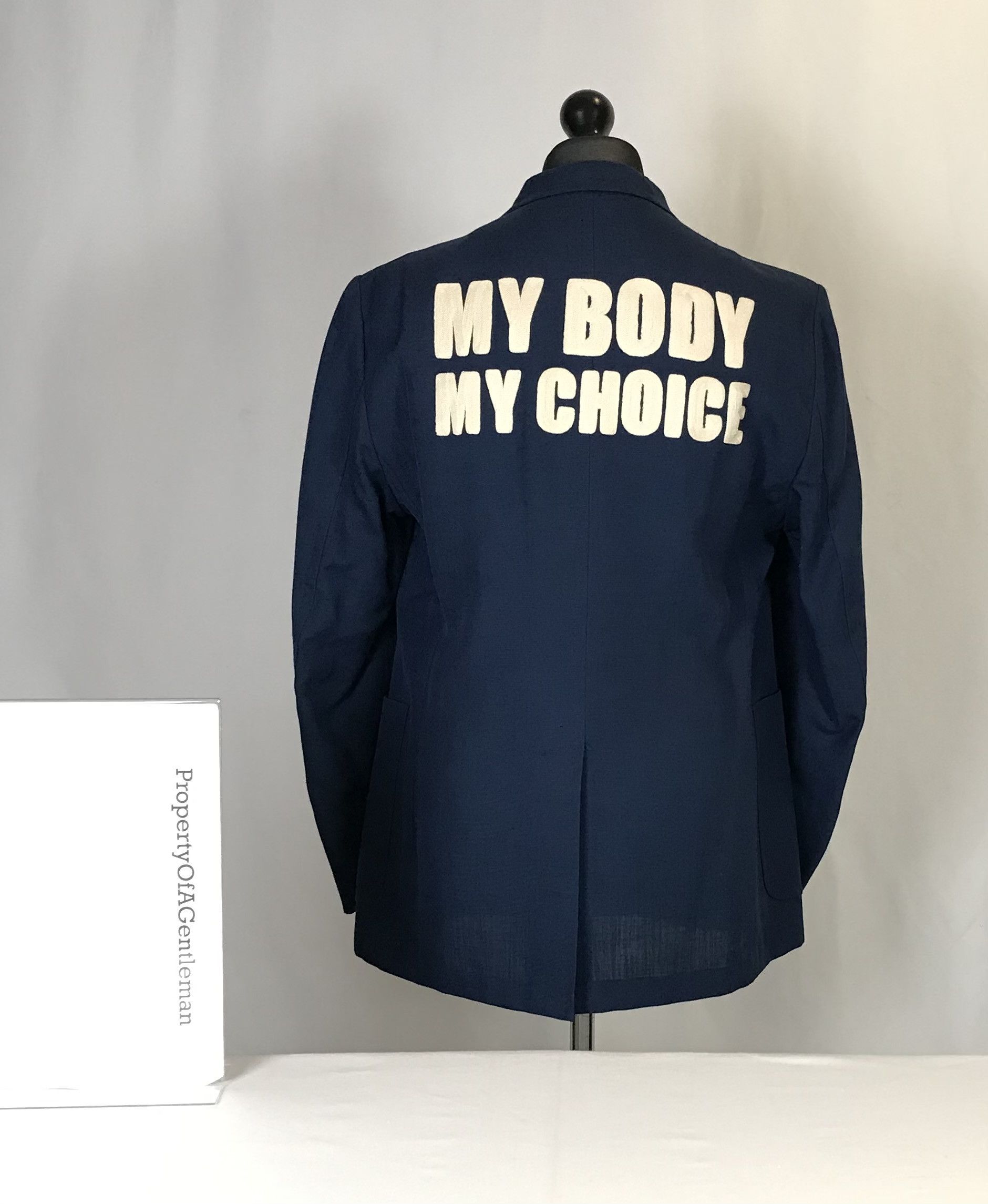 Gucci Gucci 'My Body My Choice' Navy Blazer Size 52R - 1 Thumbnail