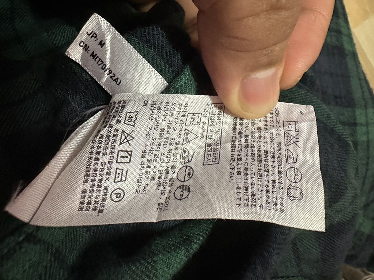 Flannel × Uniqlo Flannel Longsleeve Uniqlo Buttons Shirt Size US M / EU 48-50 / 2 - 12 Thumbnail