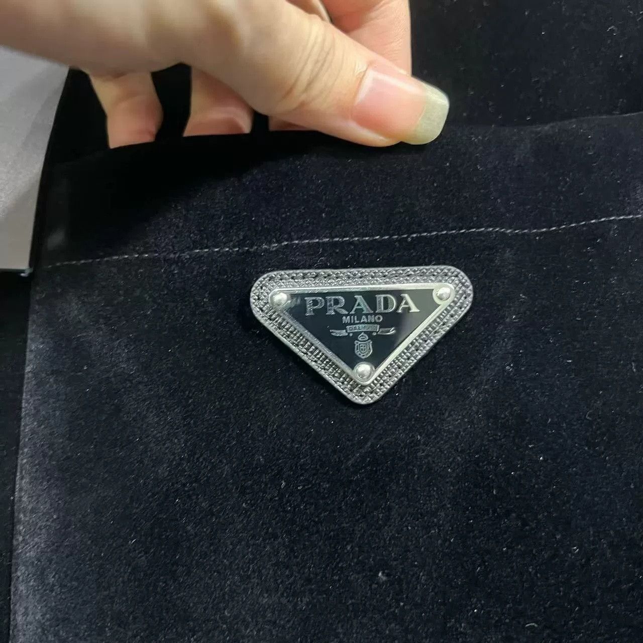 Prada Prada Velvet Coat Size US L / EU 52-54 / 3 - 5 Thumbnail
