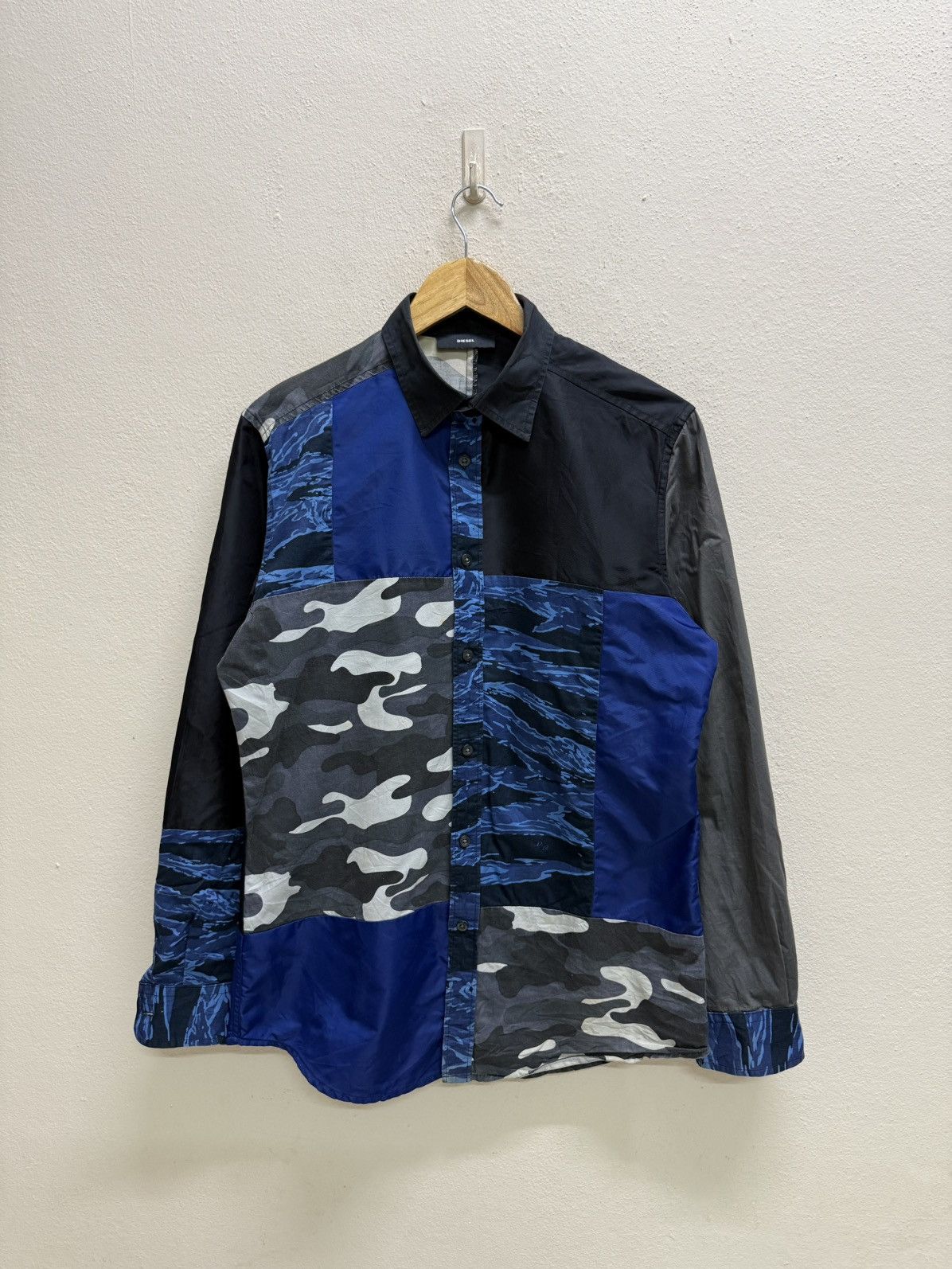 Diesel DIESEL PATCHWORK CAMO DESIGN STYLE BUTTON UP SHIRT Size US M / EU 48-50 / 2 - 22 Thumbnail