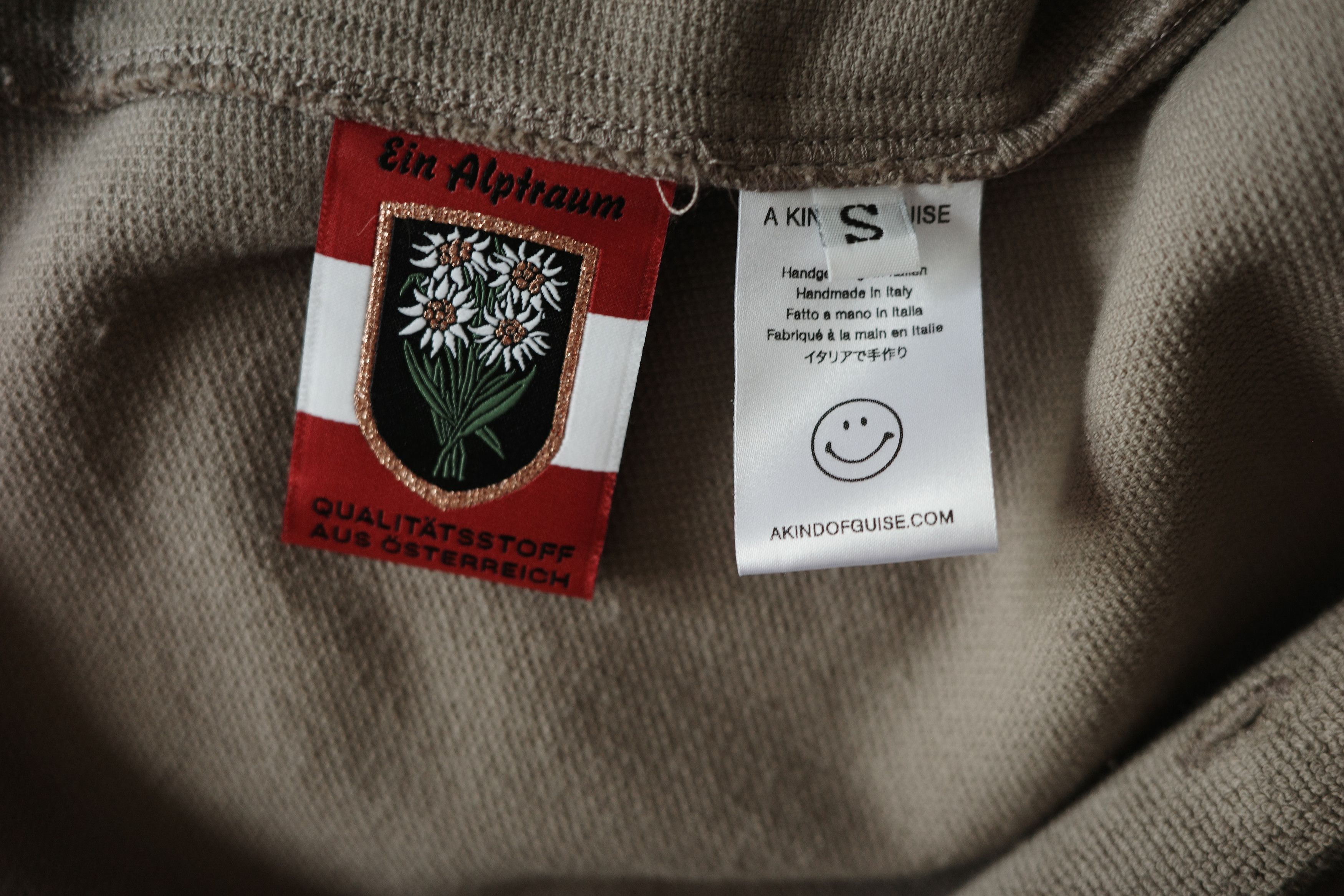 A Kind Of Guise Gioia Shirt in Almond Size US S / EU 44-46 / 1 - 9 Thumbnail