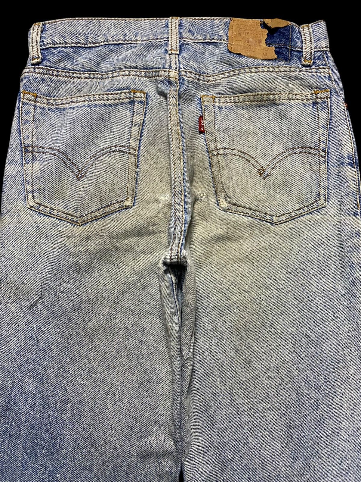 Levi's Vintage Clothing Vintage Levis 505 Blue Fade Wash Distressed Loose Jeans Size US 29 - 4 Thumbnail