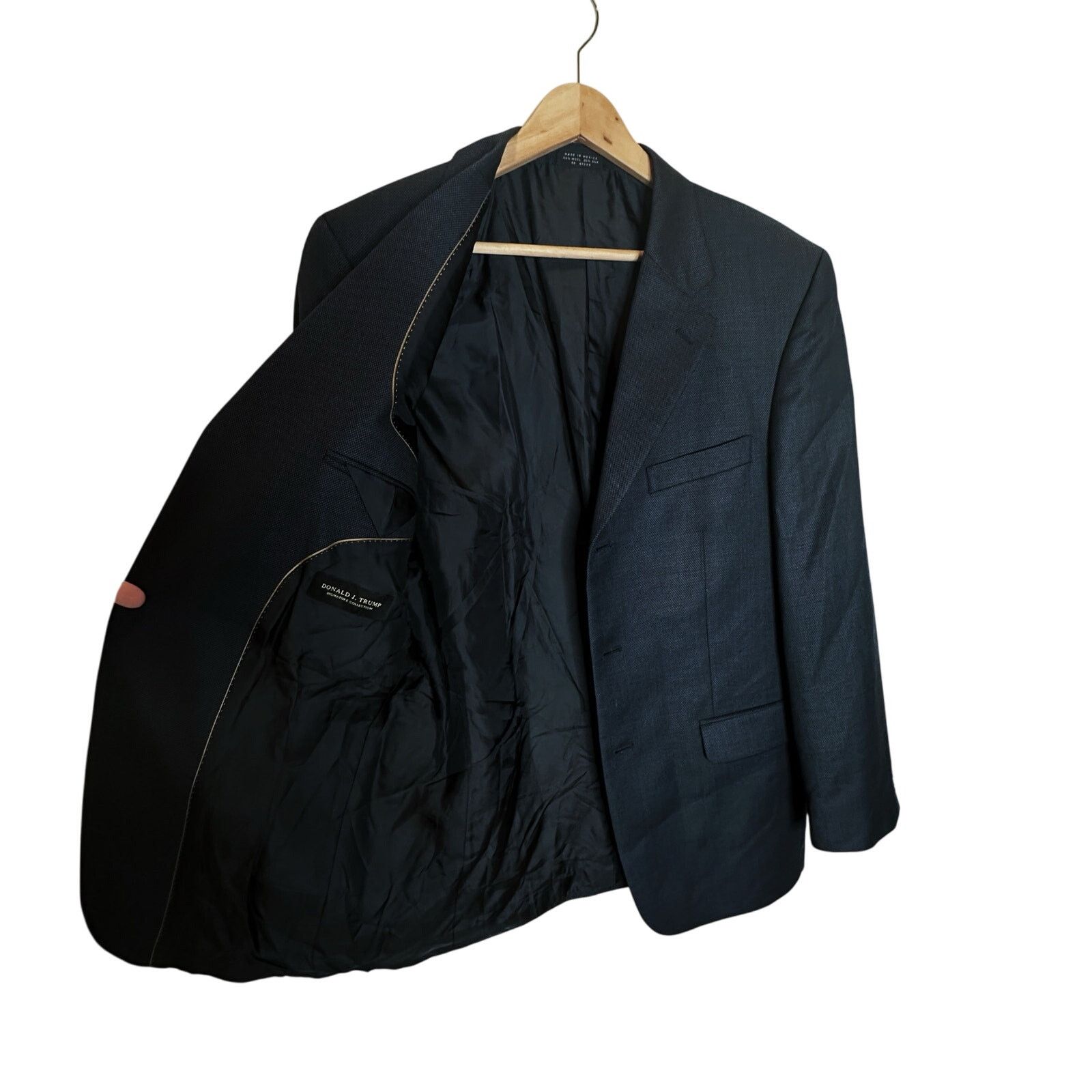 Donald Trump Donald J. Trump Navy Blue Blazer Mens Wool Silk Blend 40R Size 40R - 4 Thumbnail