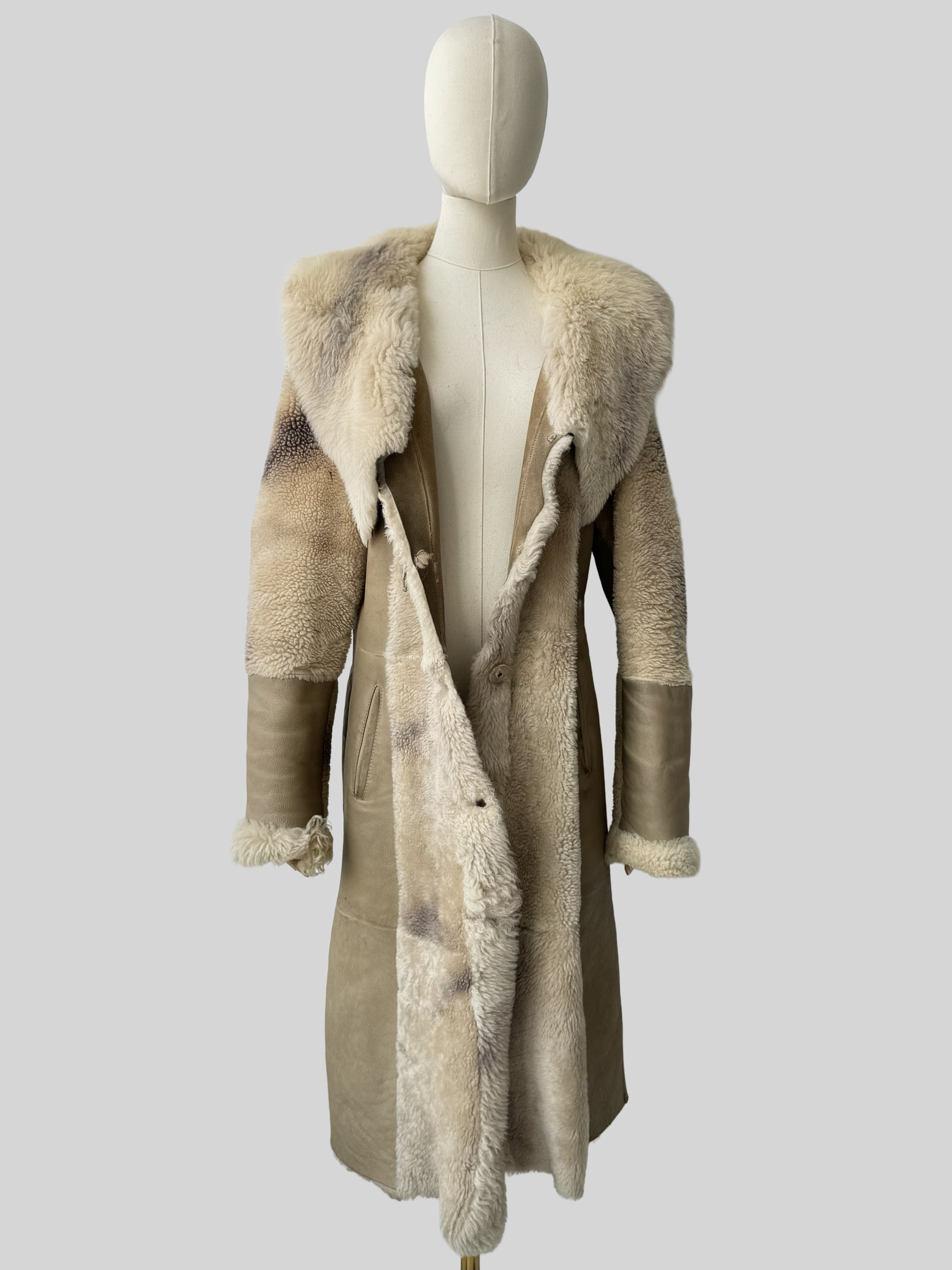 Vintage Vintage Real Sheepskin Hooded Coat (ET1)(D15) Size XL / US 12-14 / IT 48-50 - 4 Thumbnail