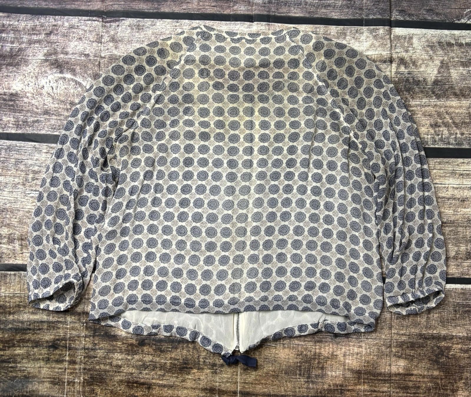 Club Monaco Club Monaco Top Women's Small Petite 100% Silk Full Zip Size S / US 4 / IT 40 - 3 Thumbnail
