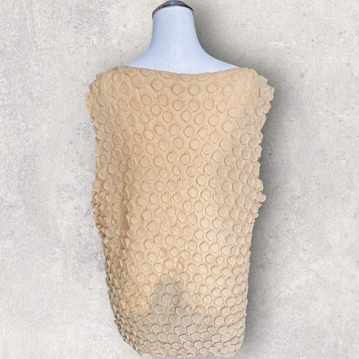 Issey Miyake Bubble Embossed Top Size L / US 10 / IT 46 - 3 Thumbnail