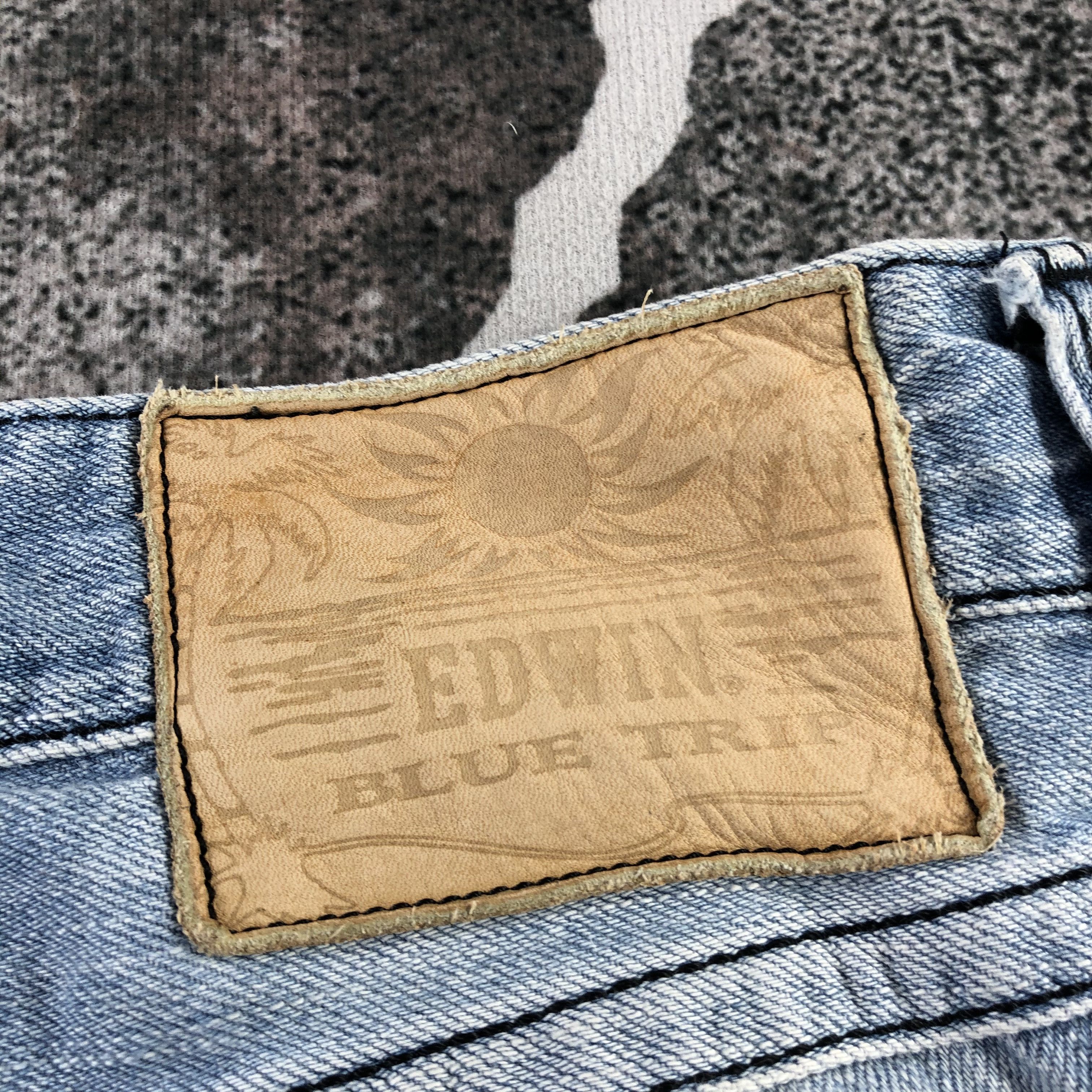 Edwin Edwin Blue Trip Jeans Medium Wash Flare Denim KJ1462 Size US 30 / EU 46 - 5 Thumbnail