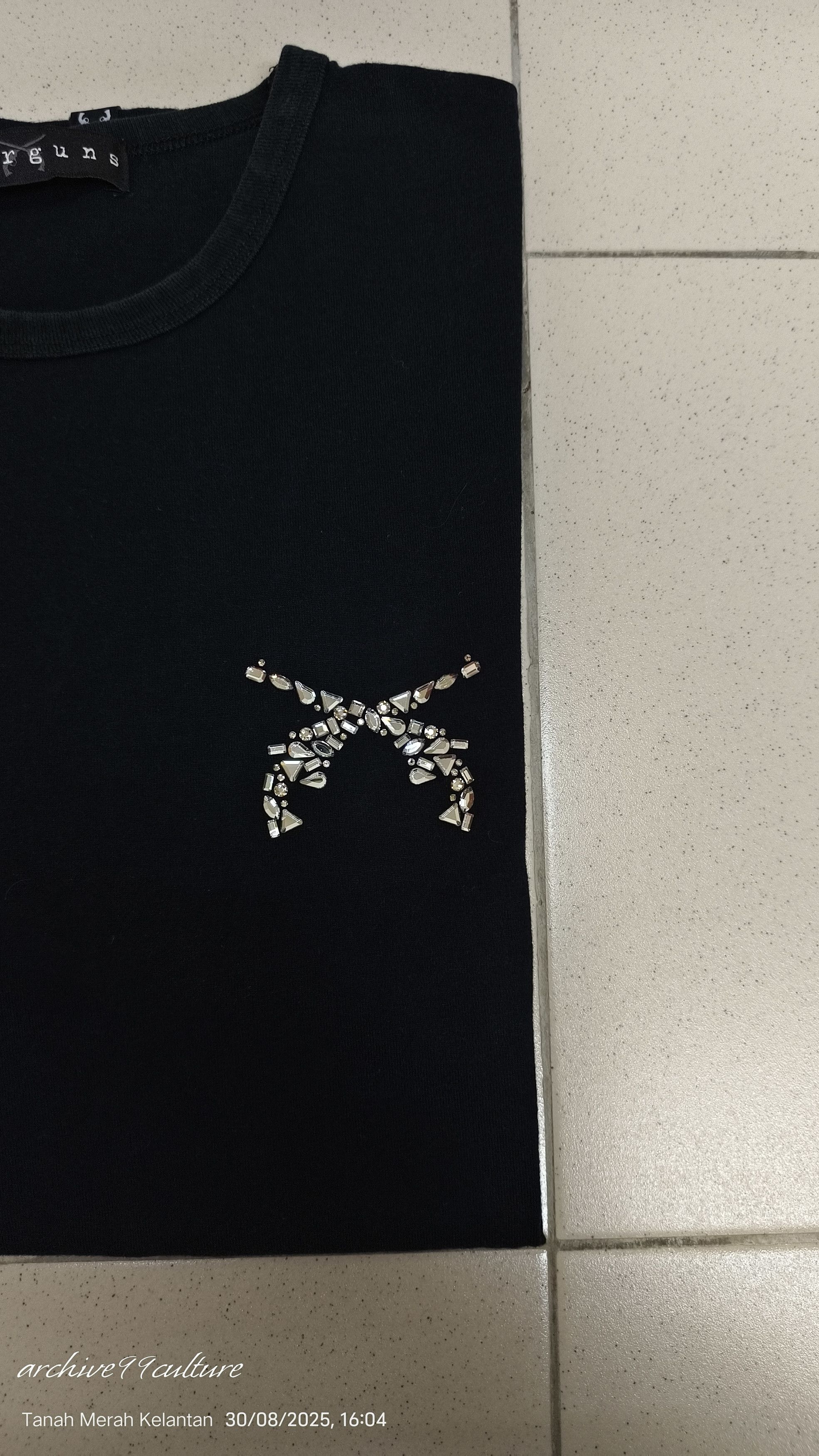 roarguns Archive FW2000 Roarguns Swarovski crystal logo's t shirt Size US L / EU 52-54 / 3 - 16 Thumbnail