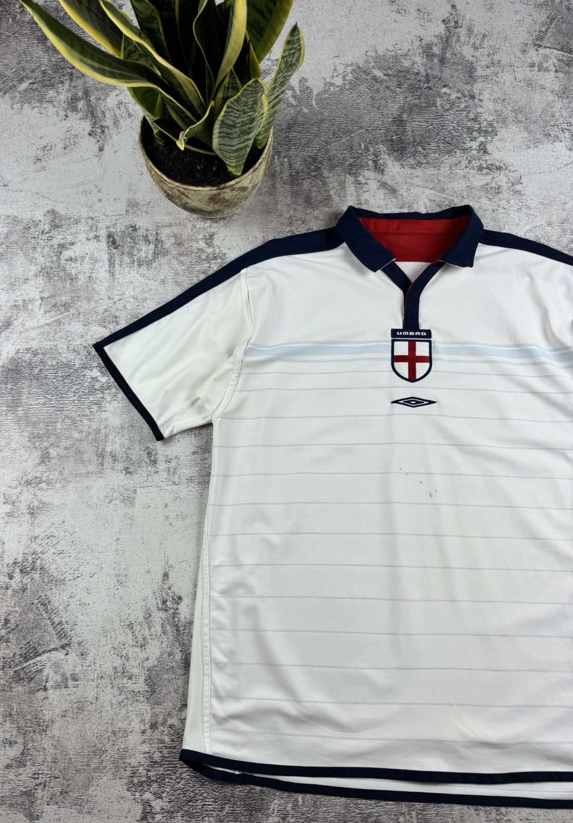 Umbro 00S England 2 in 1 2003/2004/2005 Football Jersey Shirt Tee Size US XL / EU 56 / 4 - 2 Thumbnail
