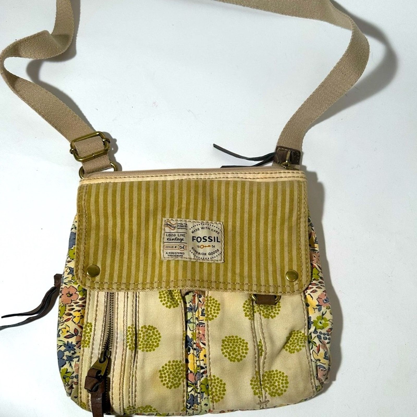 Fossil Cream And Tan Crossbody Bag With Adjustable Strap in Beige, Women's