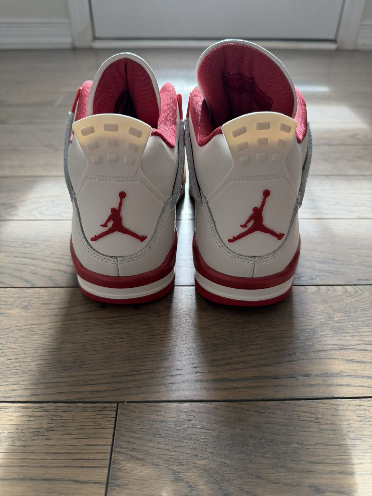 Jordan Brand Air Jordan 4 “Sierra Red” Size US 8.5 / EU 41-42 - 4 Thumbnail