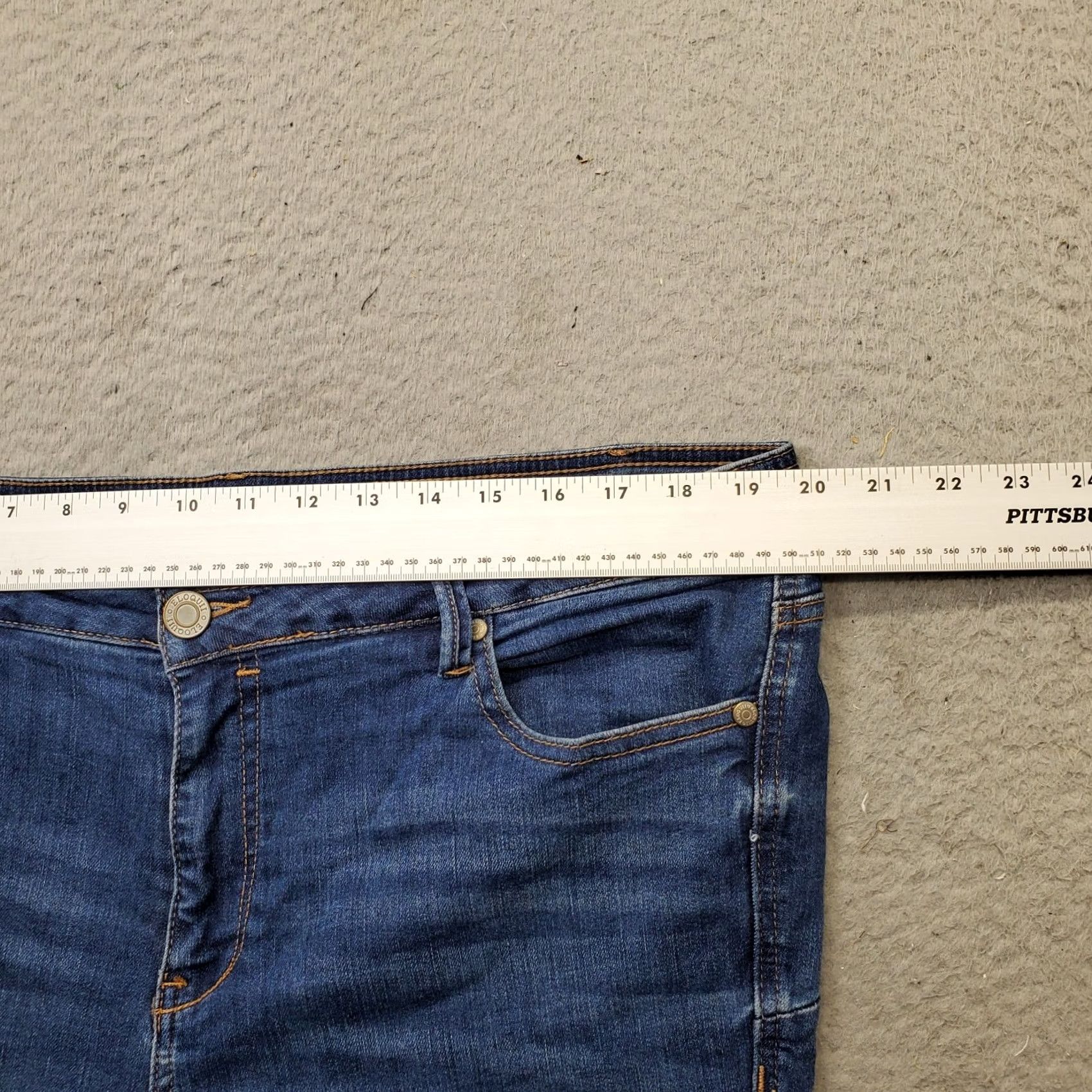 Vintage ELOQUII Skinny Jeans Womens 18 Blue Denim Stretch Distressed 5-Pocket Jeans Size 40" / US 18 - 6 Thumbnail