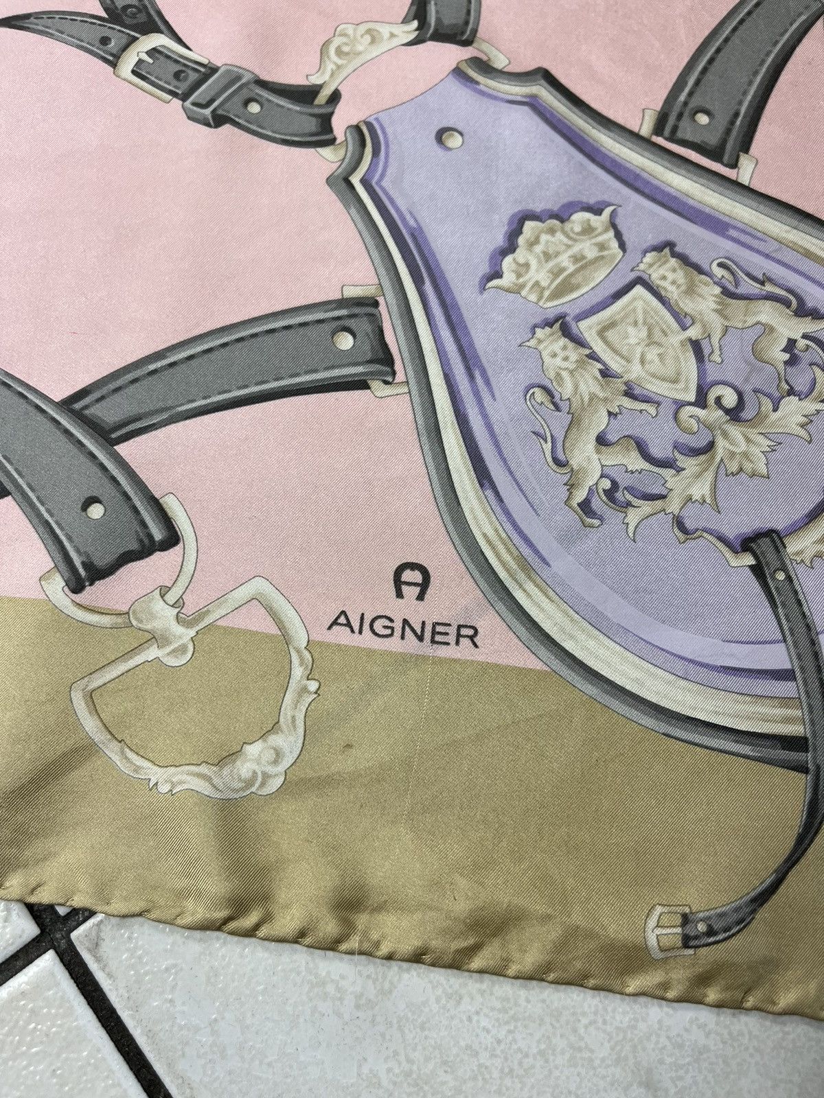 Aigner × Etienne Aigner × Vintage Vintage Aigner silk scarf Italy painted handkerchief Size ONE SIZE - 10 Thumbnail