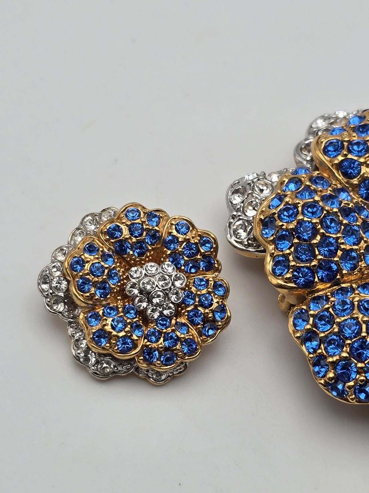 Dead Kennedys Jackie Kennedy Flower w Blue crystals, pin Brooch Earrings Size ONE SIZE - 3 Thumbnail
