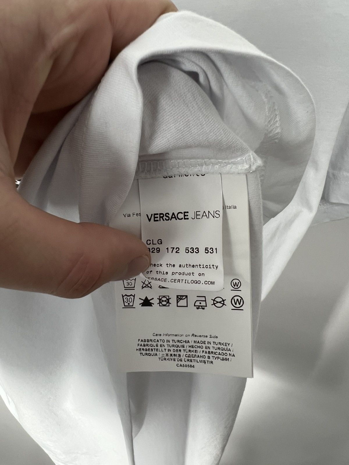 Versace Jeans Couture Vintage streetwear y2k Versace Jeans Couture T-shirt Size US M / EU 48-50 / 2 - 4 Thumbnail