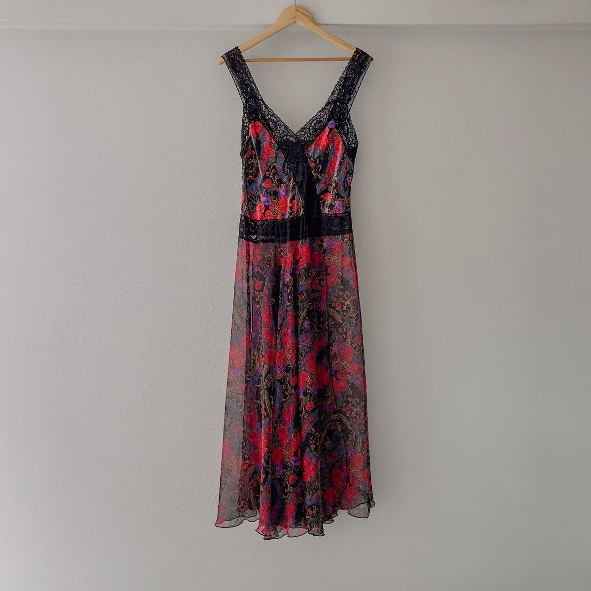 Victoria's Secret Victoria’s Secret 1990s Floral Chiffon Maxi Slip Dress (M–L) Size L / US 10 / IT 46 - 12 Thumbnail