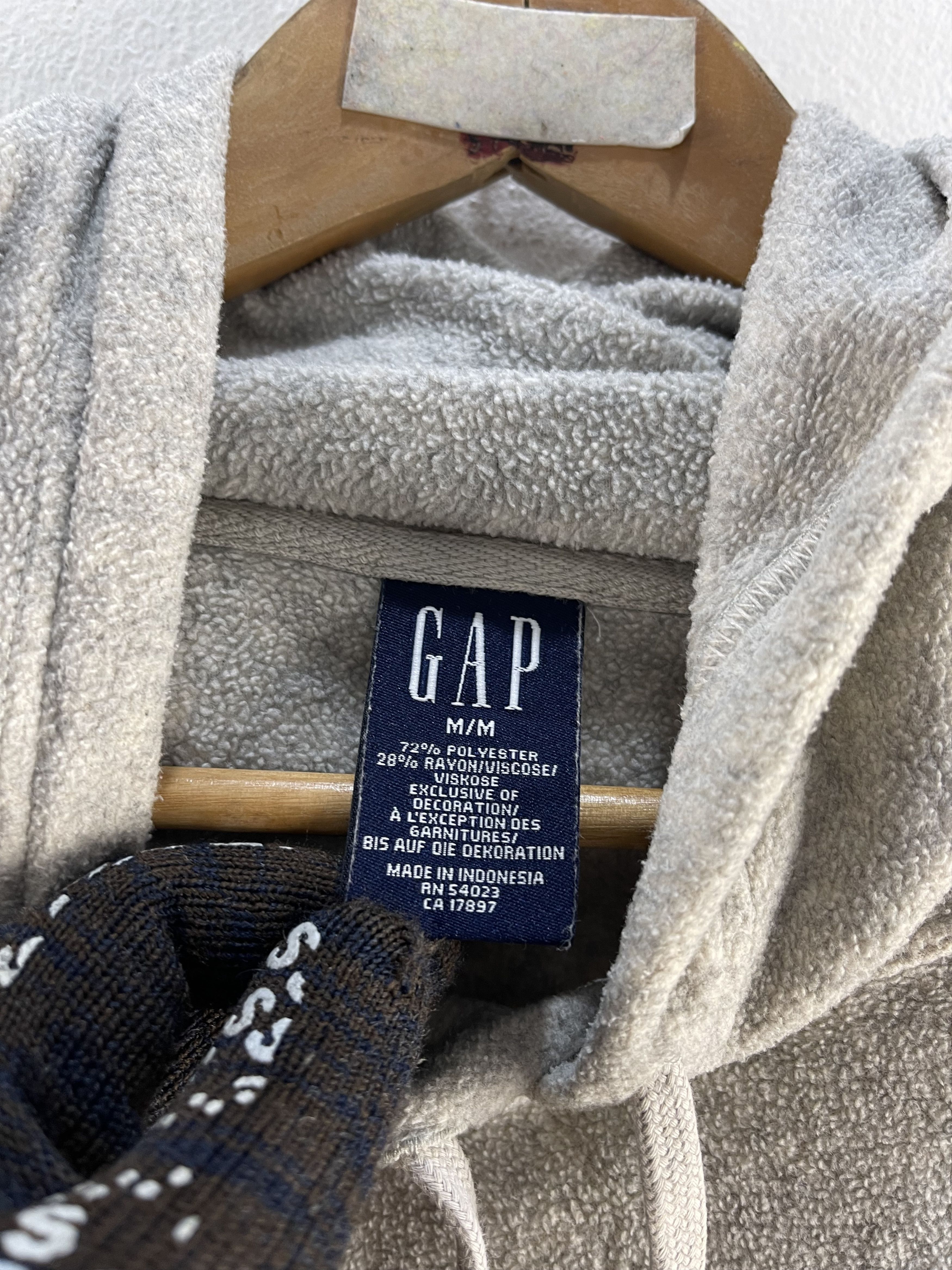 Gap Vintage Gap Hoodies Sweatshirt Size US M / EU 48-50 / 2 - 8 Thumbnail