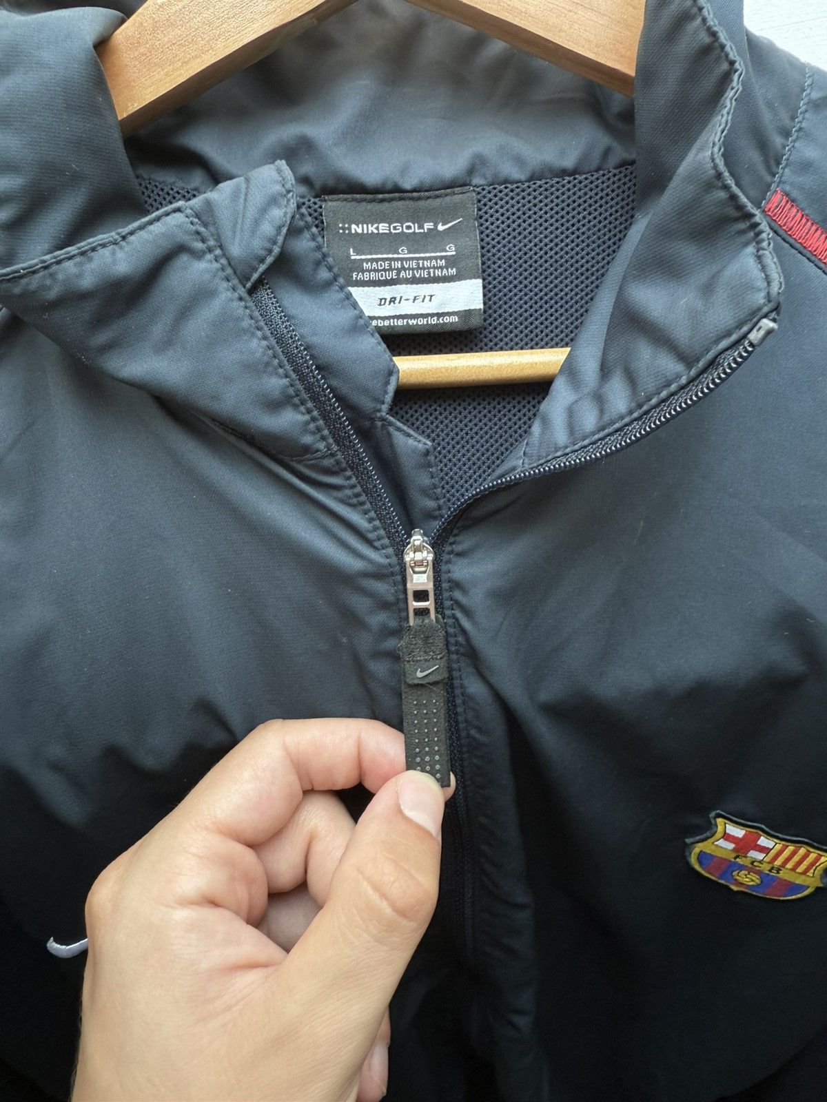 Nike Nike vintage FC Barcelona training jacket Size US L / EU 52-54 / 3 - 5 Thumbnail