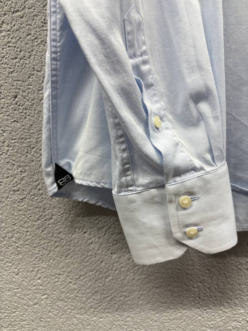 Balenciaga Balenciaga mens shirt size 43 / L - XL Size US L / EU 52-54 / 3 - 5 Thumbnail