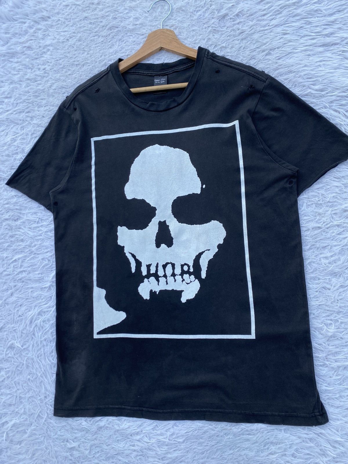Vintage Rare Vintage Charles Manson Skulls by Number Nine Tshirt Size US L / EU 52-54 / 3 - 6 Thumbnail