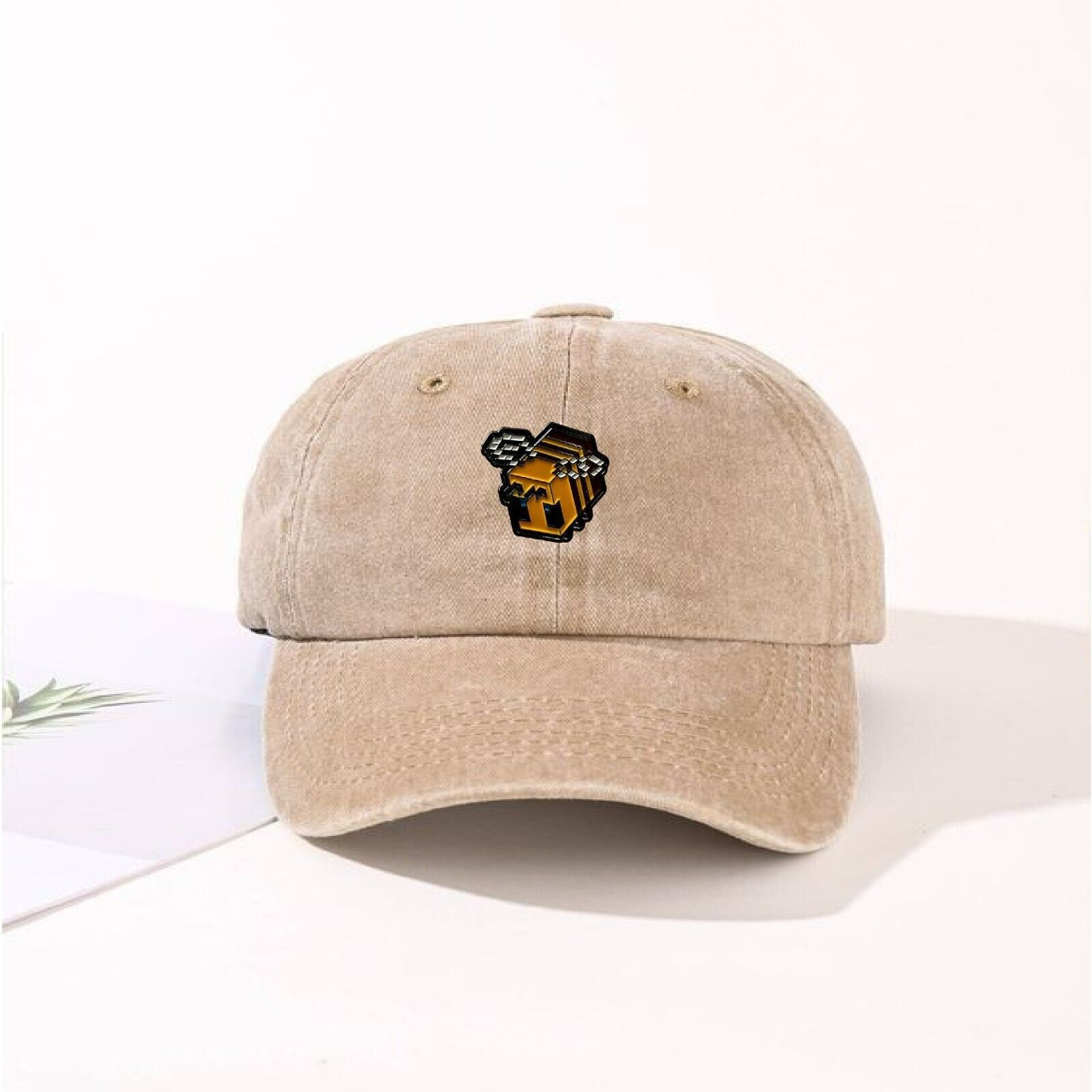 Other ⭐Minecraft Pixel Bee Enamel Lapel Hat Backpack Pin Badge Vid Size ONE SIZE - 3 Thumbnail
