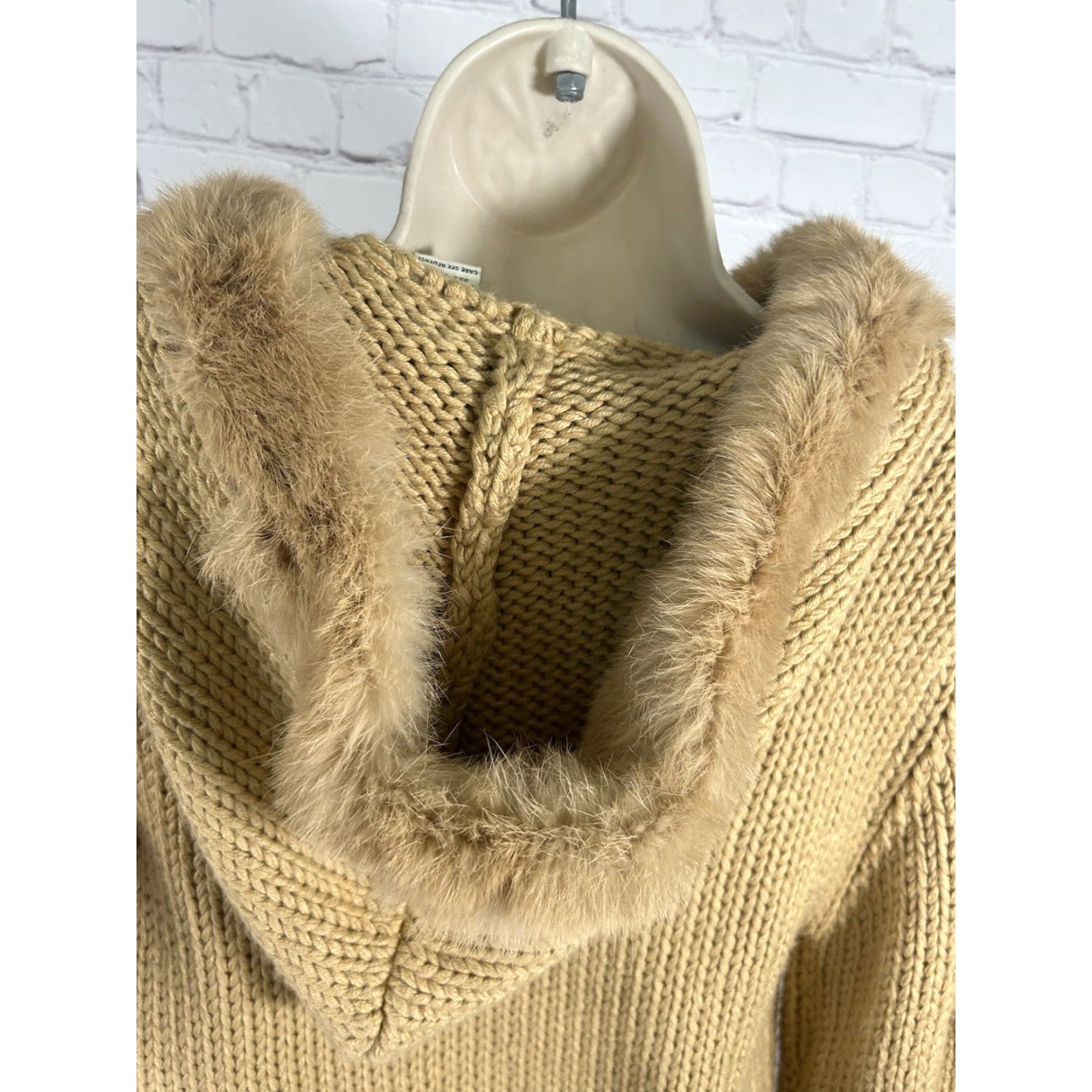 Vintage Kenji Full Zip Sweater Women Handmade Hand Knit Hooded Tan Brown Faux Rabbit Fur Accents Chunky Knit S XL Vintage: No Mens Womens? (Wait) Size S / US 4 / IT 40 - 3 Thumbnail