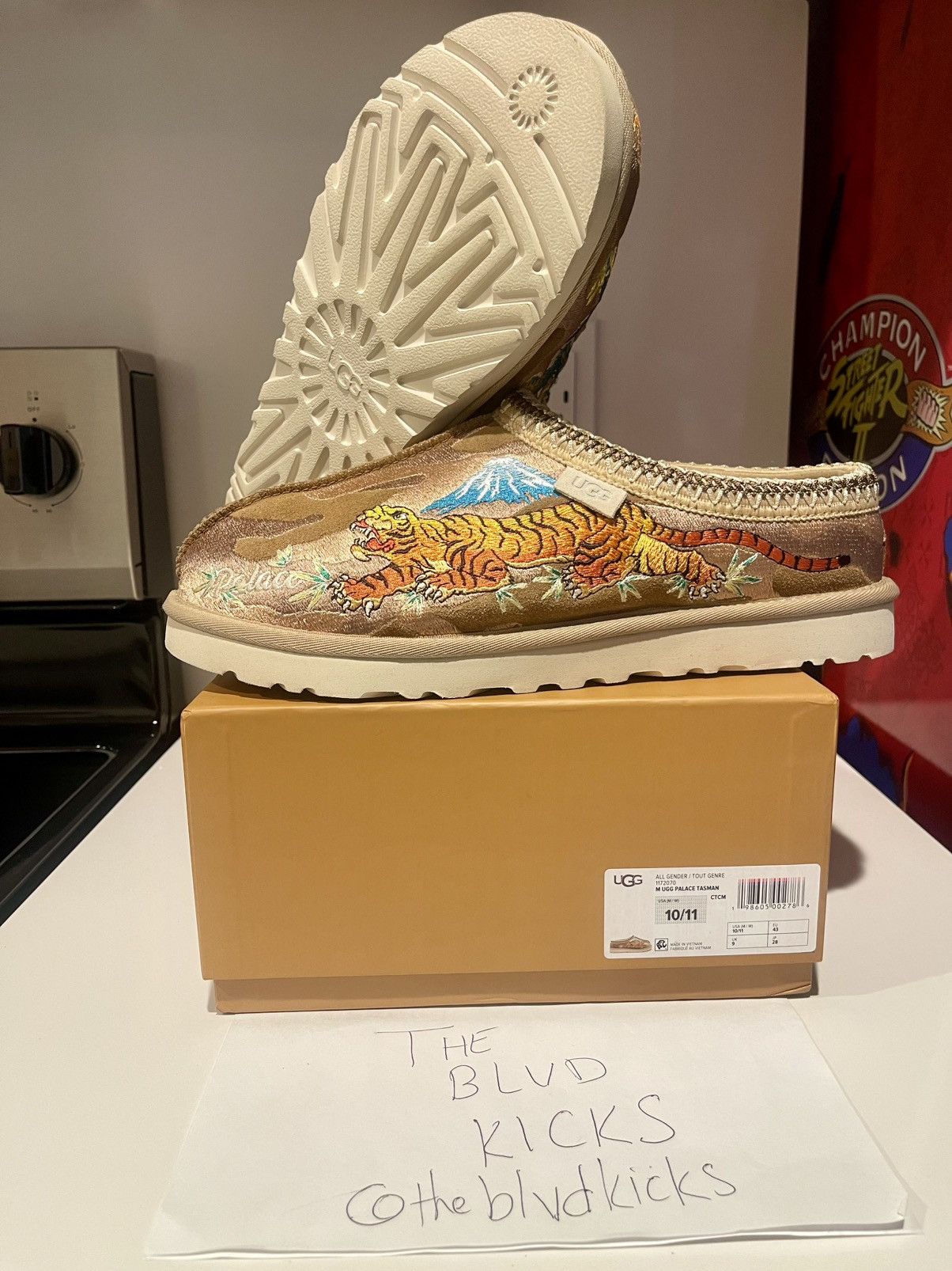Palace × Ugg Palace x UGG Tasman Slipper Chestnut Camo Size US 10 / EU 43 - 1 Thumbnail