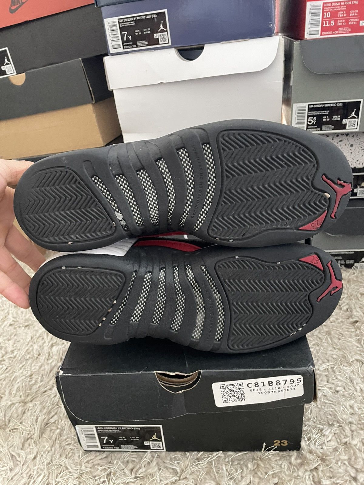 Jordan Brand Jordan 12 Taxi Flip Size US 7 / EU 40 - 7 Thumbnail