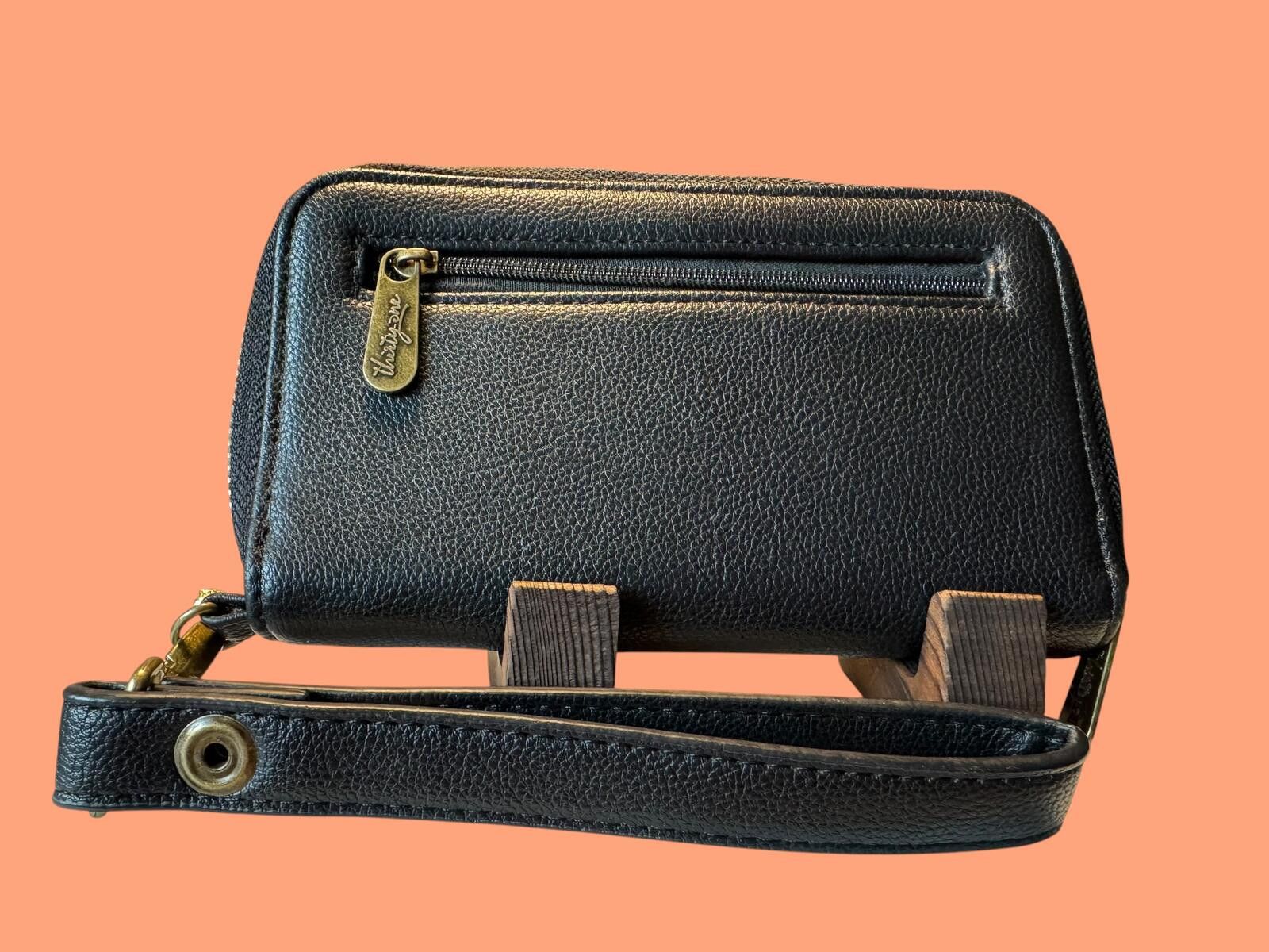 Other Thirty-One Black Wristlet Wallet with Zip Pocket Size ONE SIZE - 2 Thumbnail