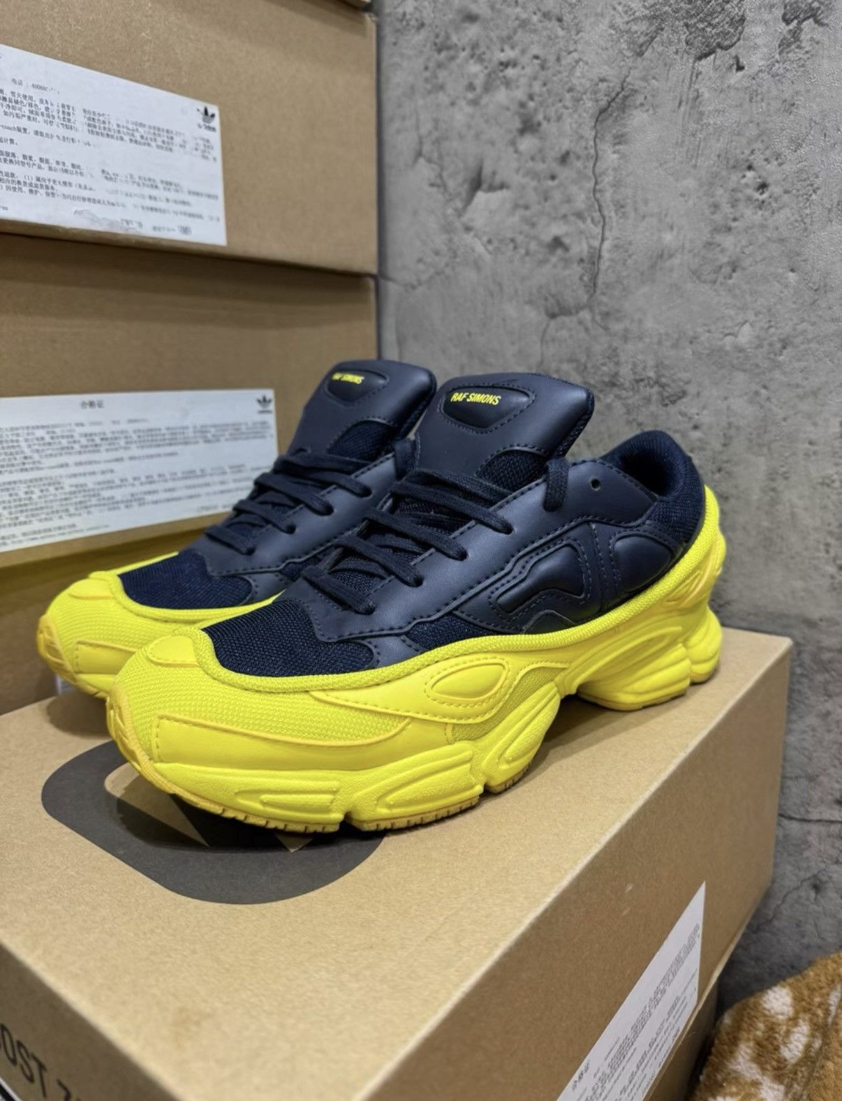 Adidas Raf Simons x Adidas Ozweego K37 Size US 8.5 / IT 38.5 - 8 Thumbnail