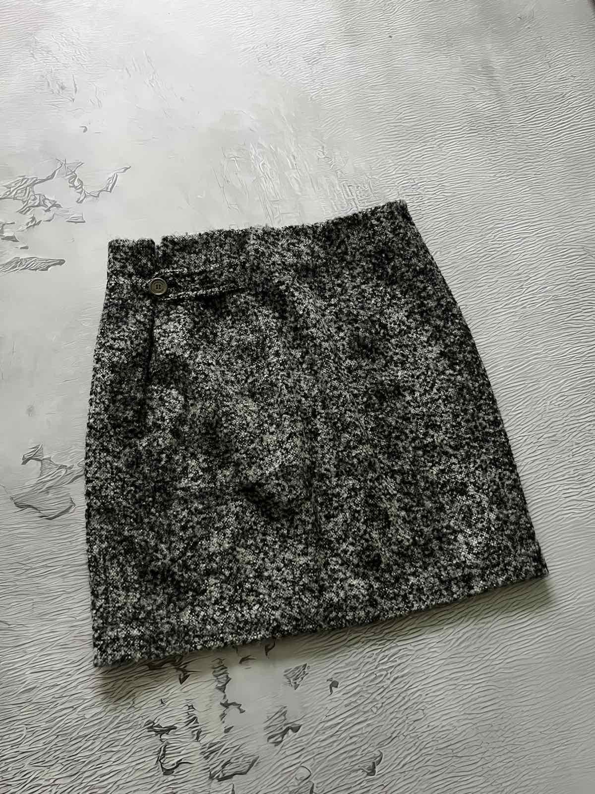 Burberry Burberry London Wool Mini Skirt Gray Women’s Size:8 Size 30" / US 8 / IT 44 - 2 Thumbnail
