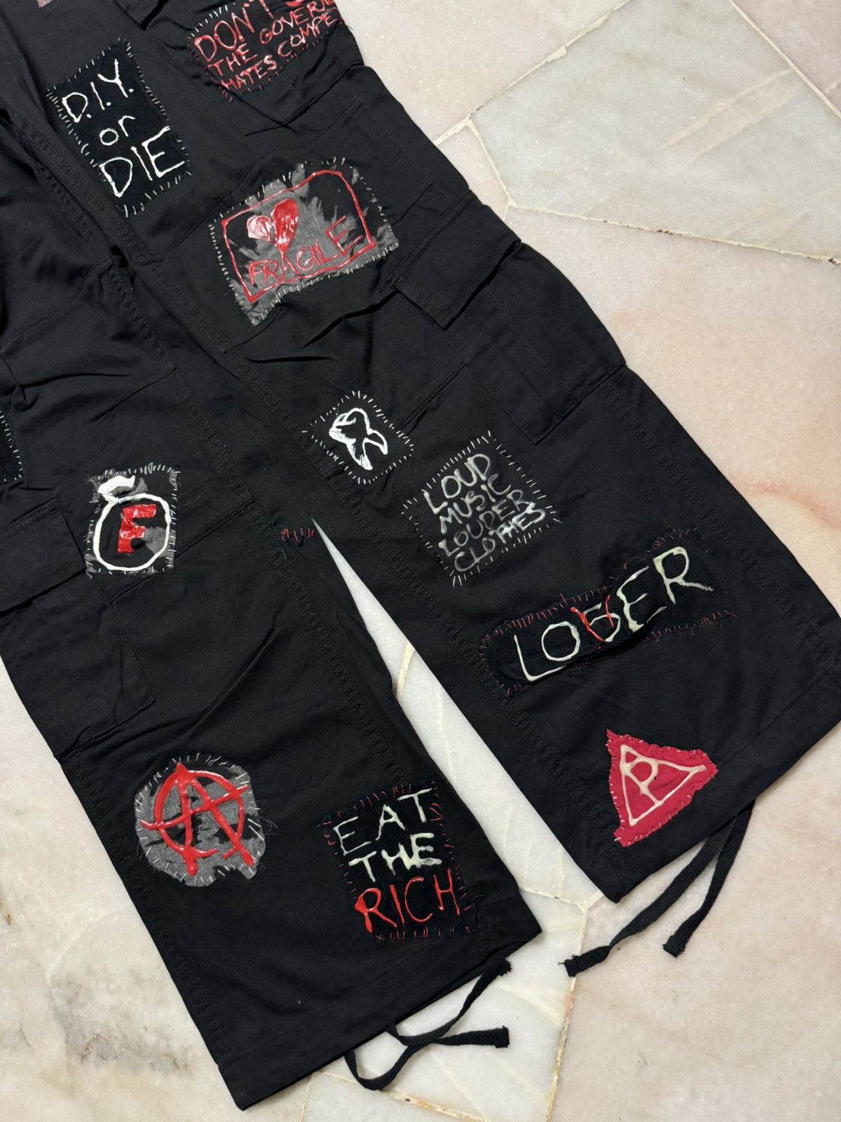 20471120 💥RARE💥NO BOUNDARIES PUNK POEM BONDAGE PARACHUTE CARGO TRAVIS Size US 33 - 7 Thumbnail